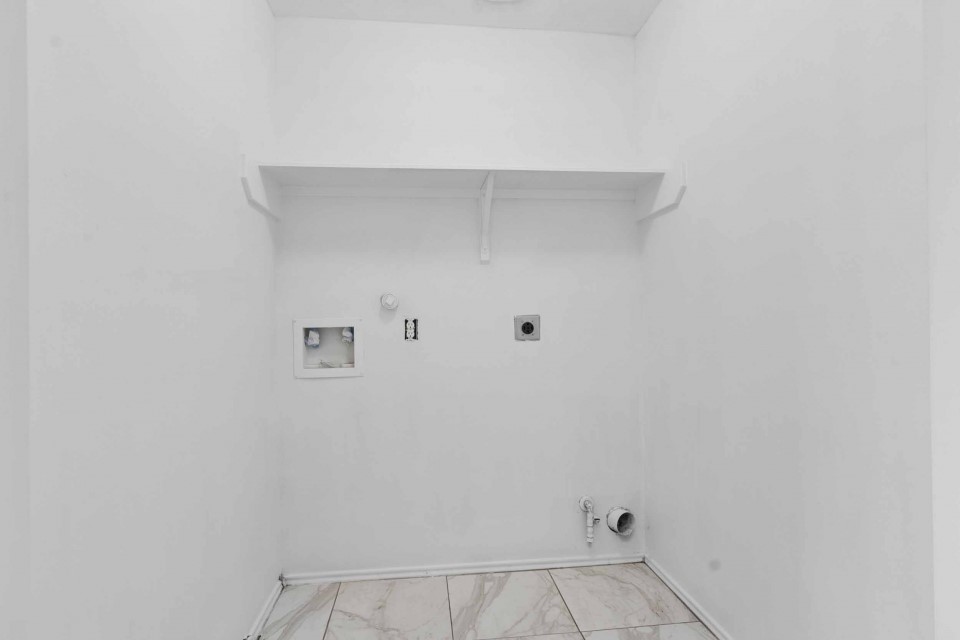 10418 Iris Lake Court Property Photo 12