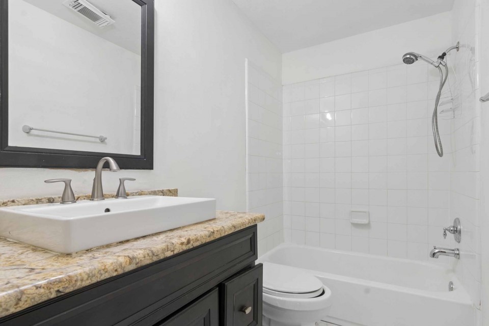 10418 Iris Lake Court Property Photo 21