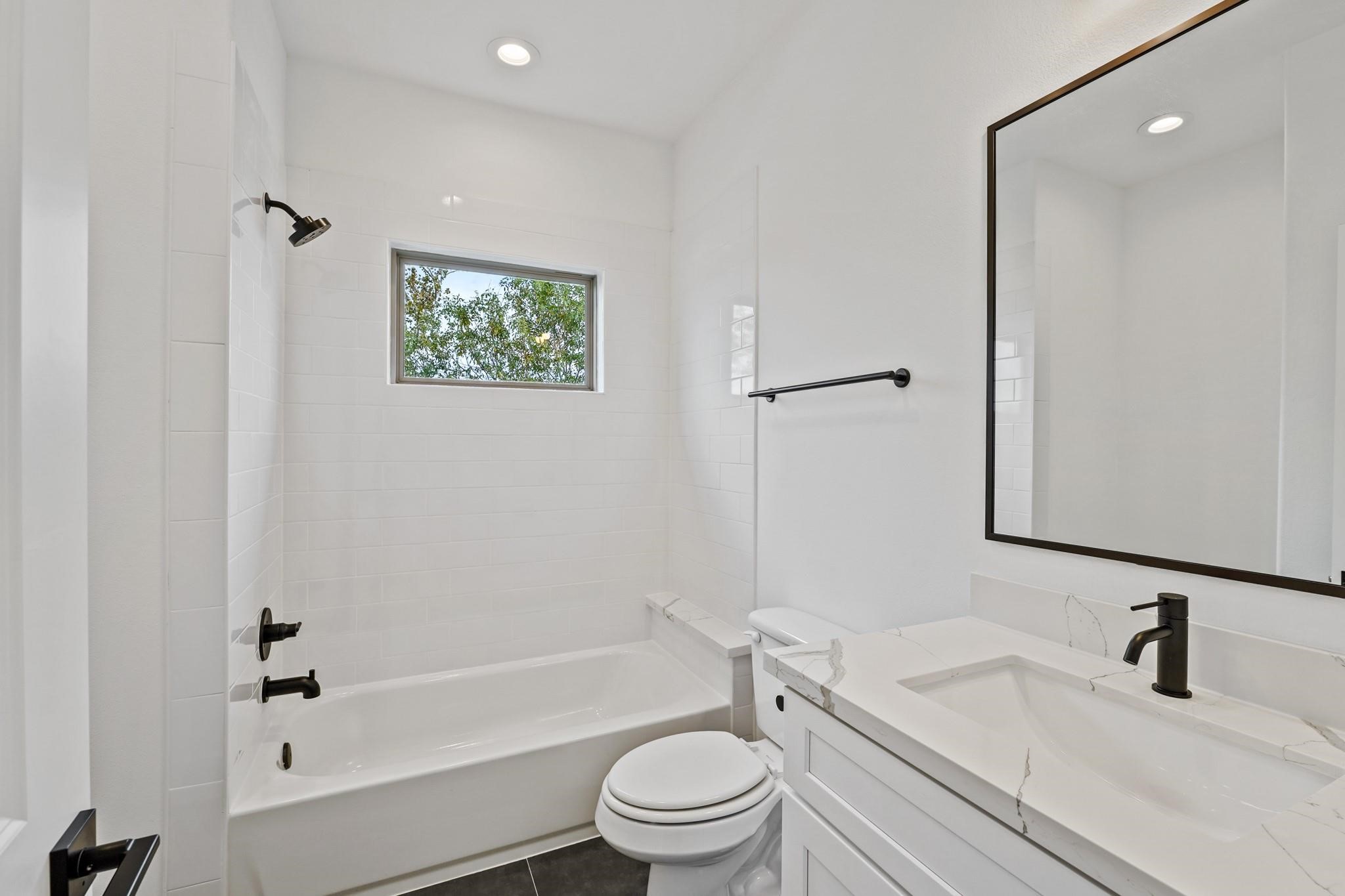 1108 Brooks Street Property Photo 6