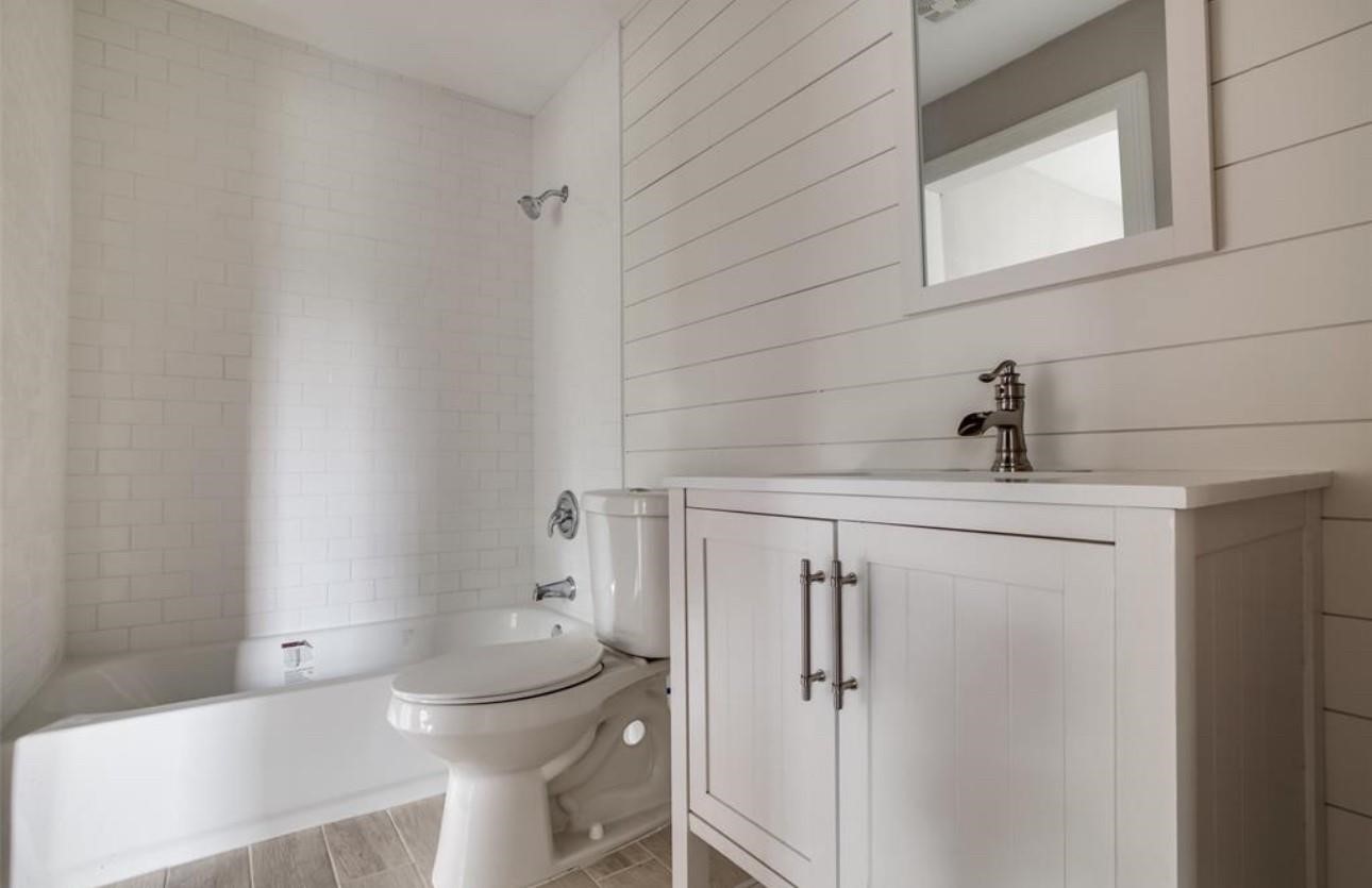 7135 Avenue C 3 Property Photo 4