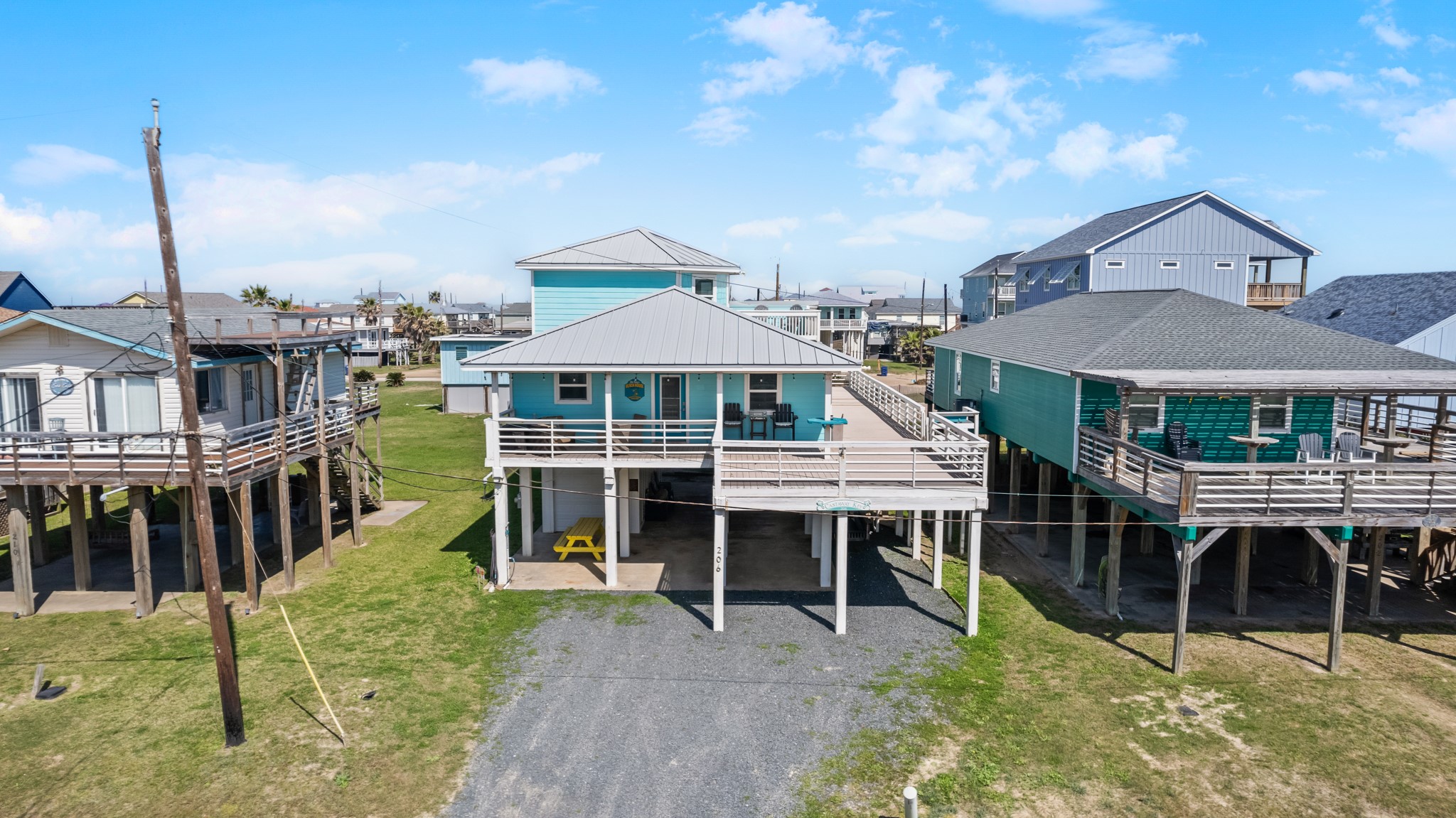 206 Sand Dune Court Property Photo 8