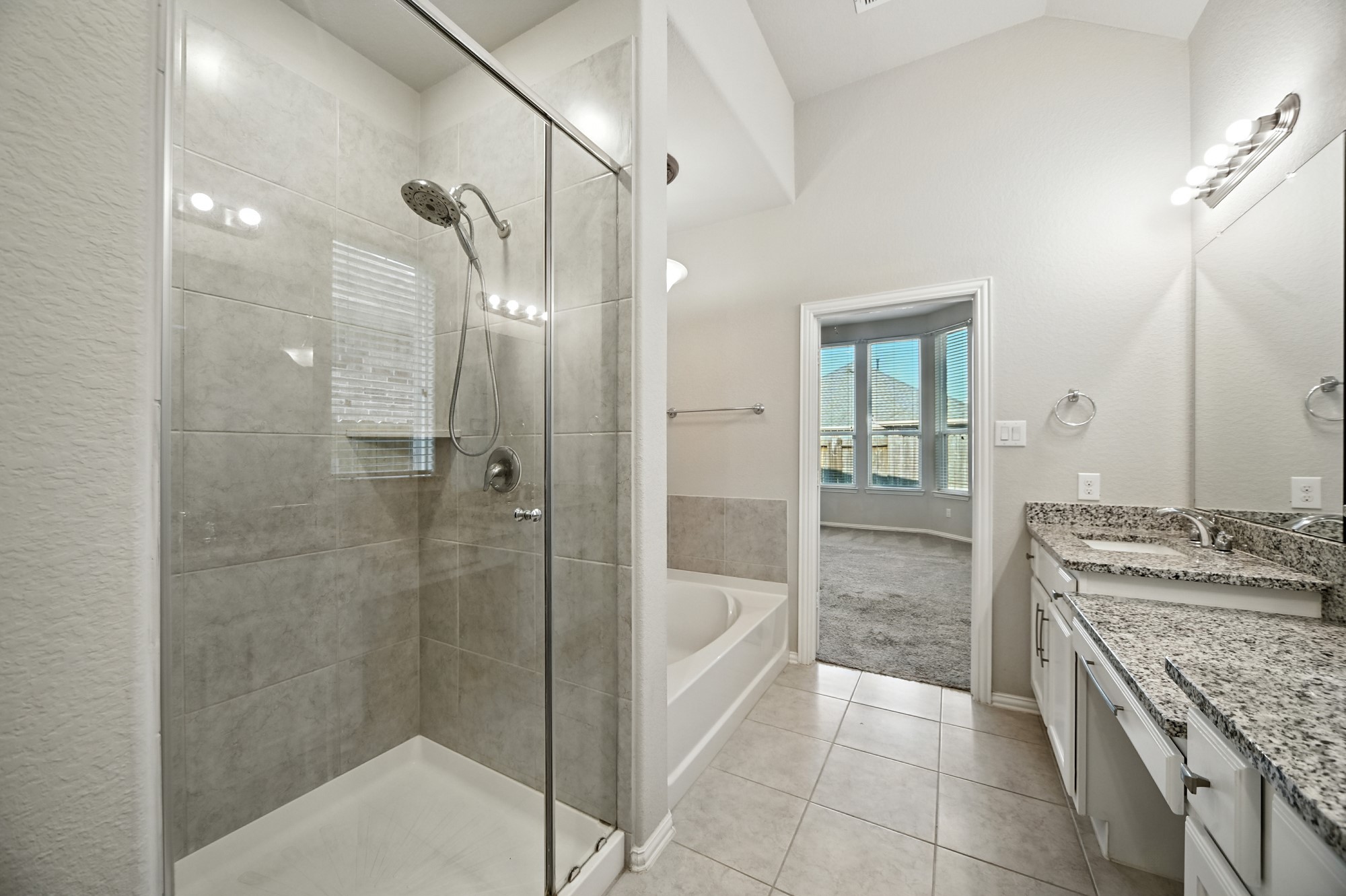 29516 Samara Drive Property Photo 18