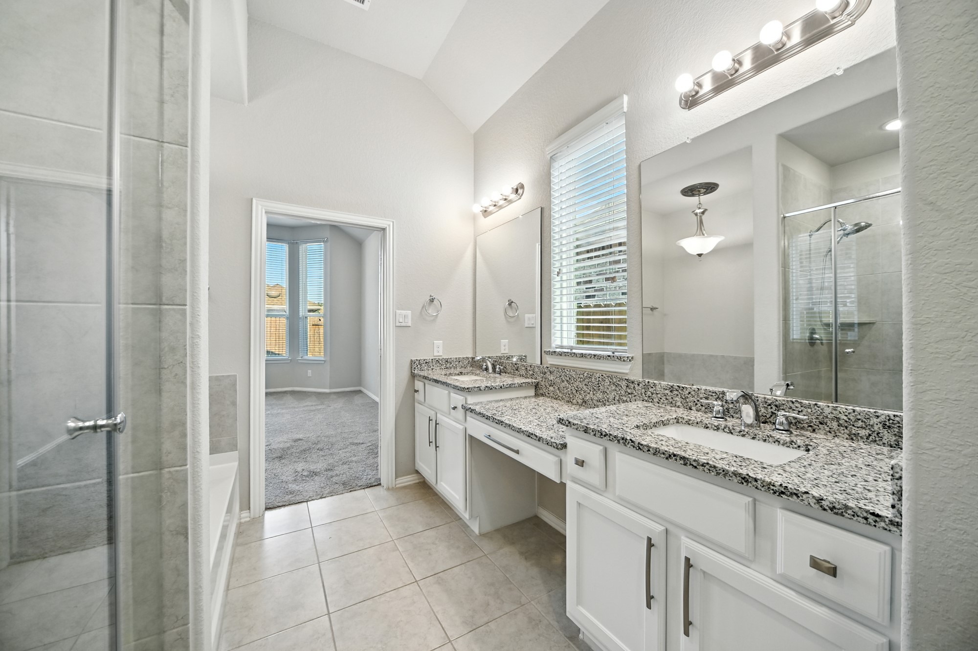 29516 Samara Drive Property Photo 19