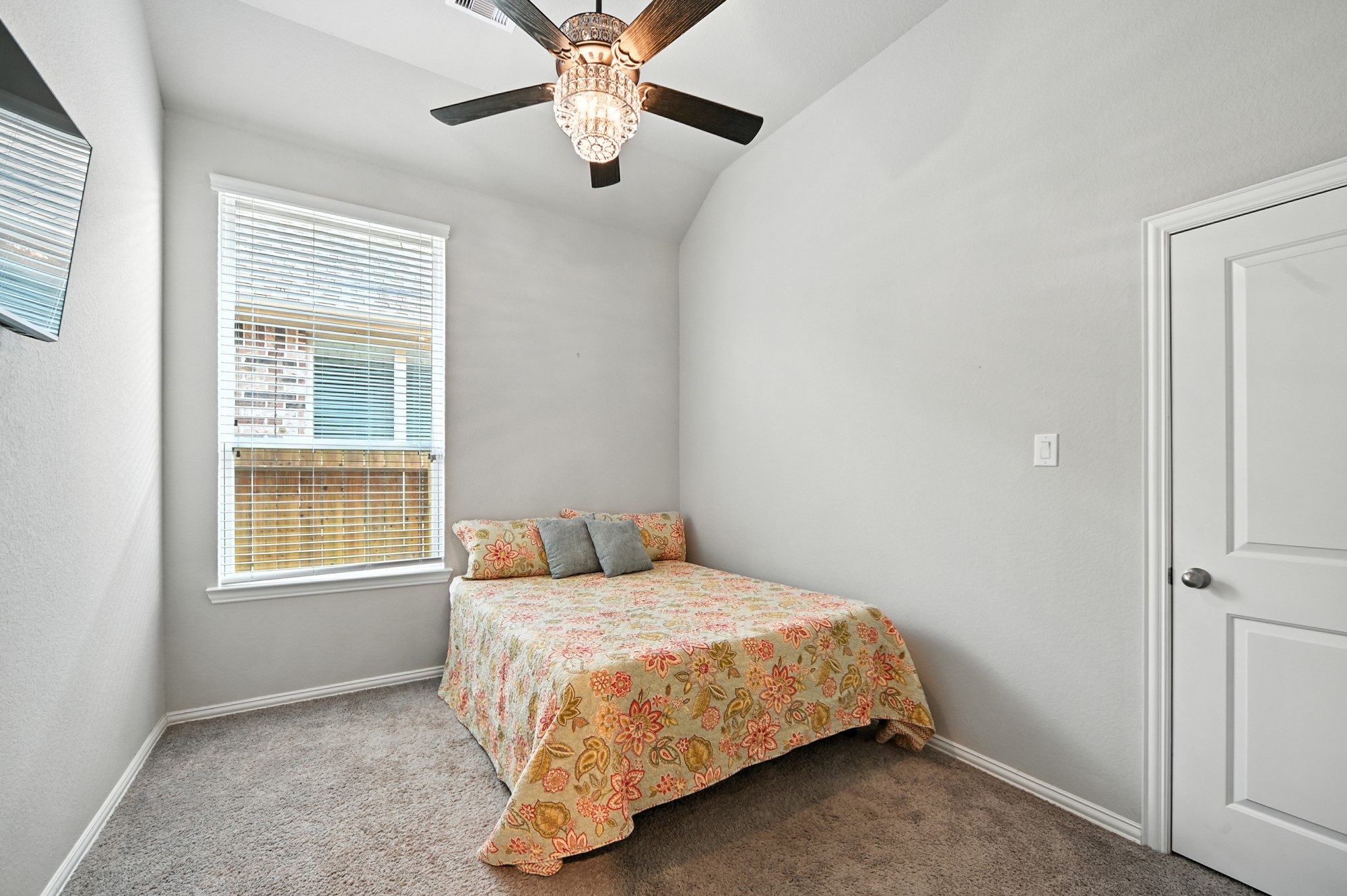 29516 Samara Drive Property Photo 23