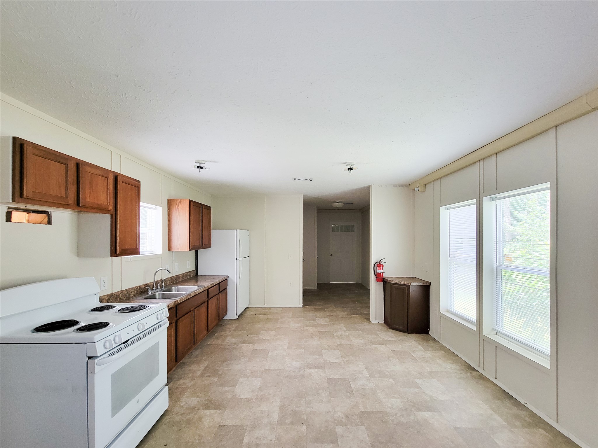 9203 Greens A Property Photo 7
