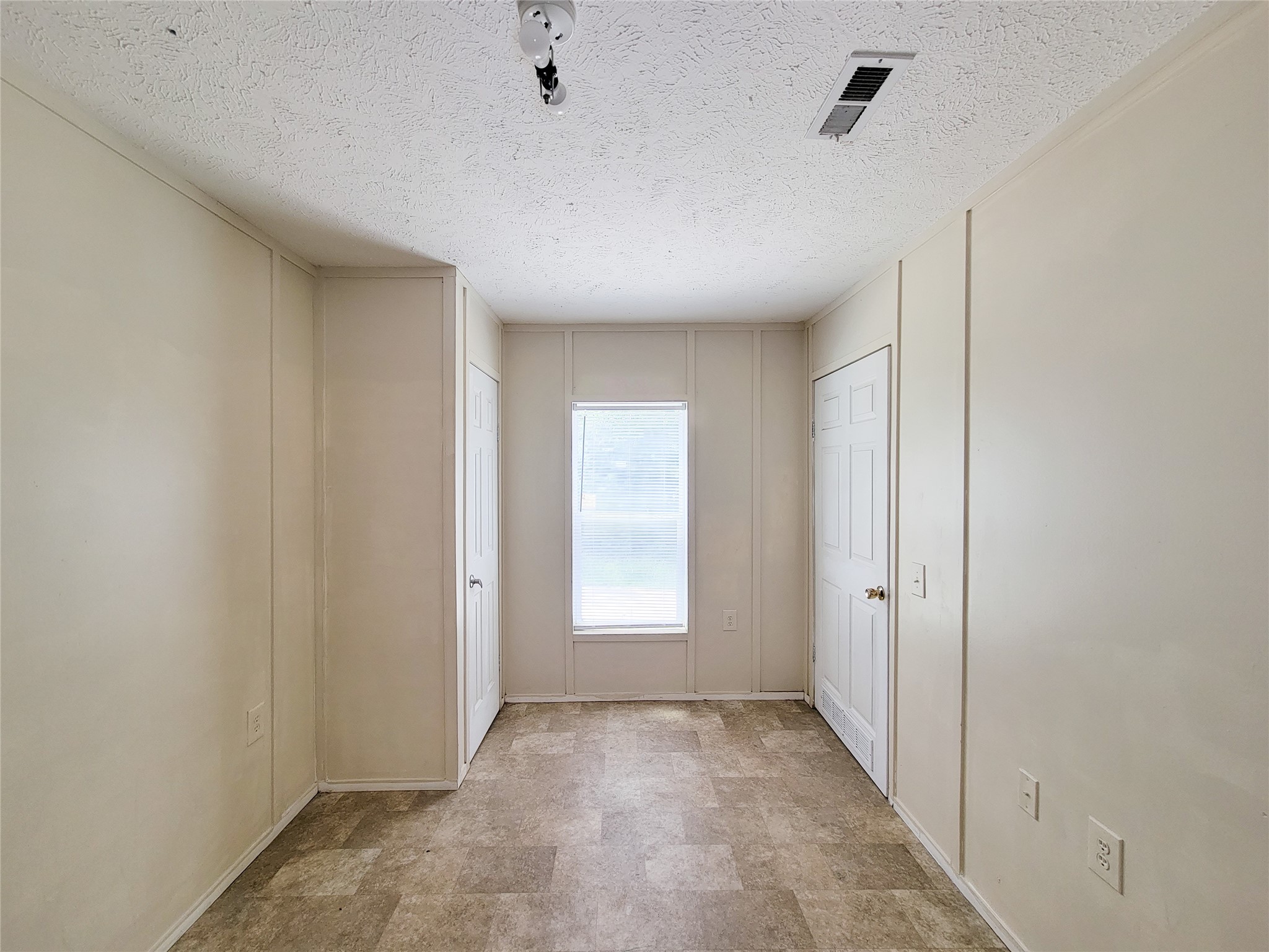 9203 Greens A Property Photo 17