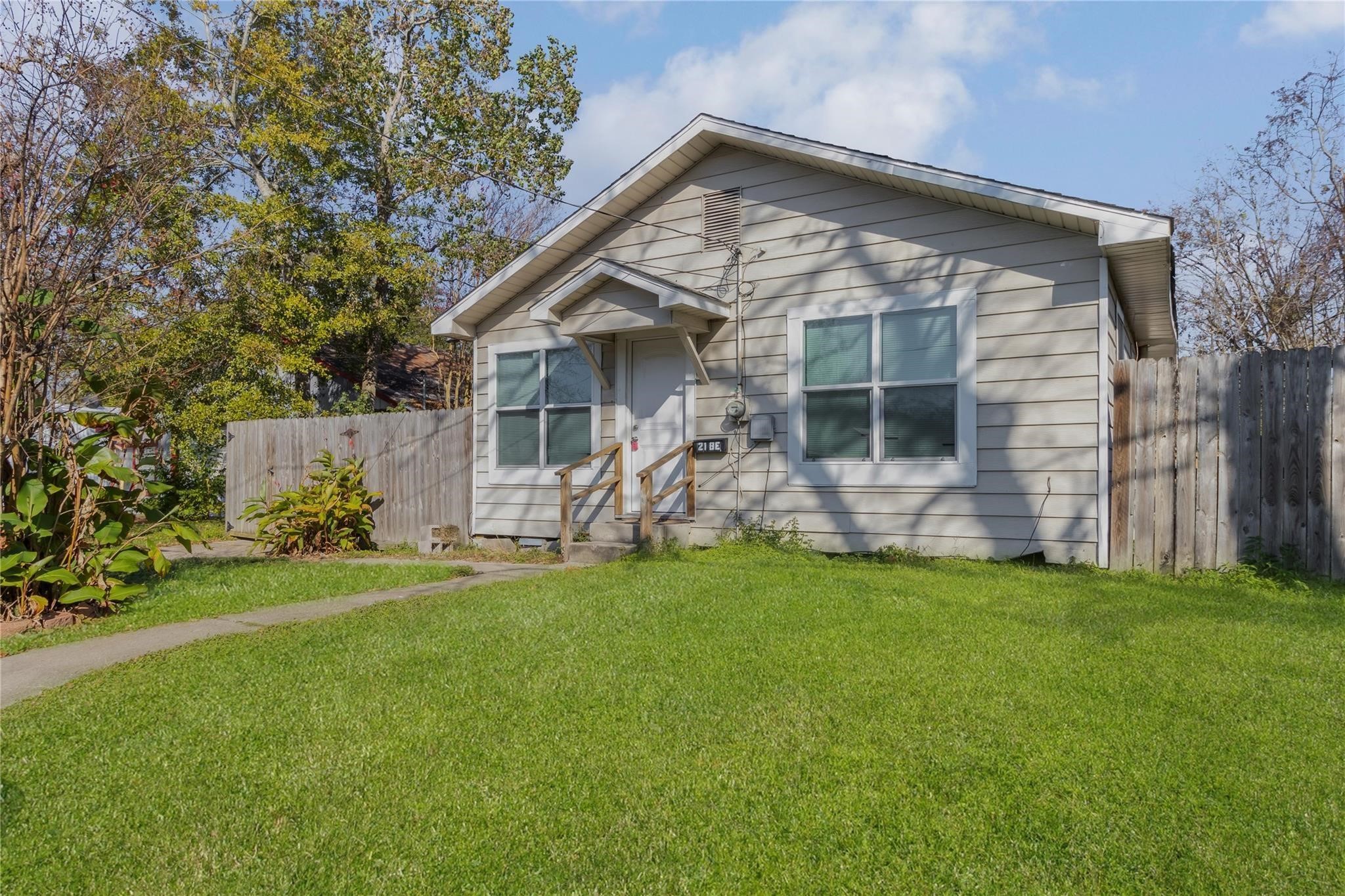 218 E Hunnicutt Street Property Photo 12
