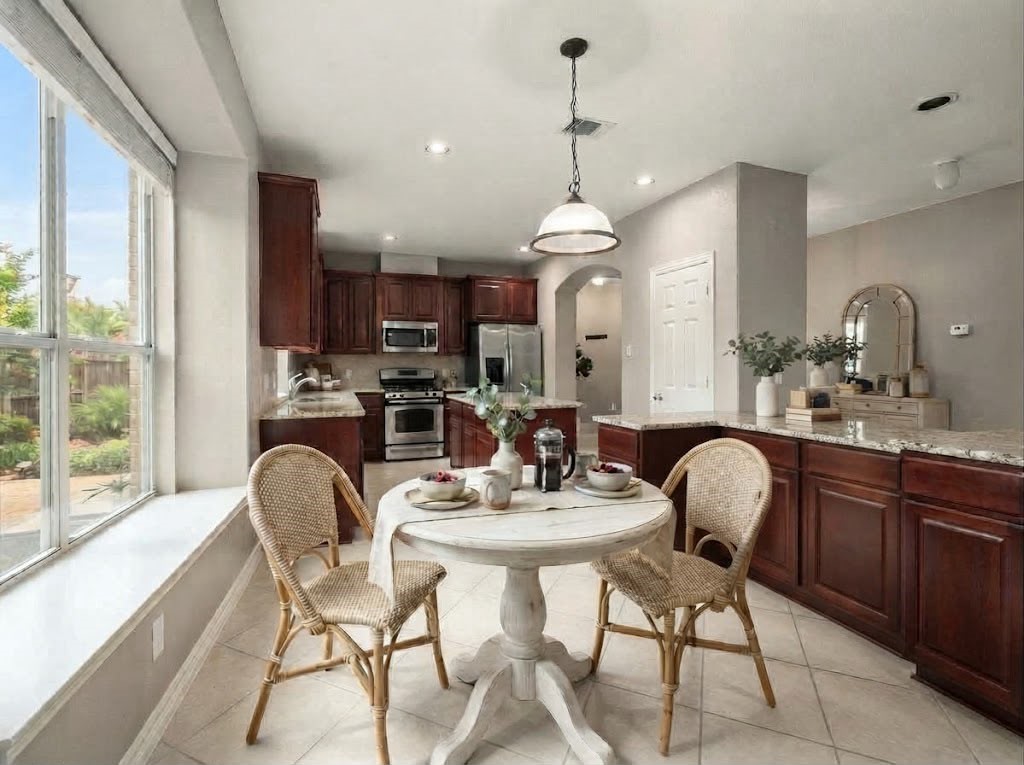 5527 Custard Apple Trail Property Photo 4