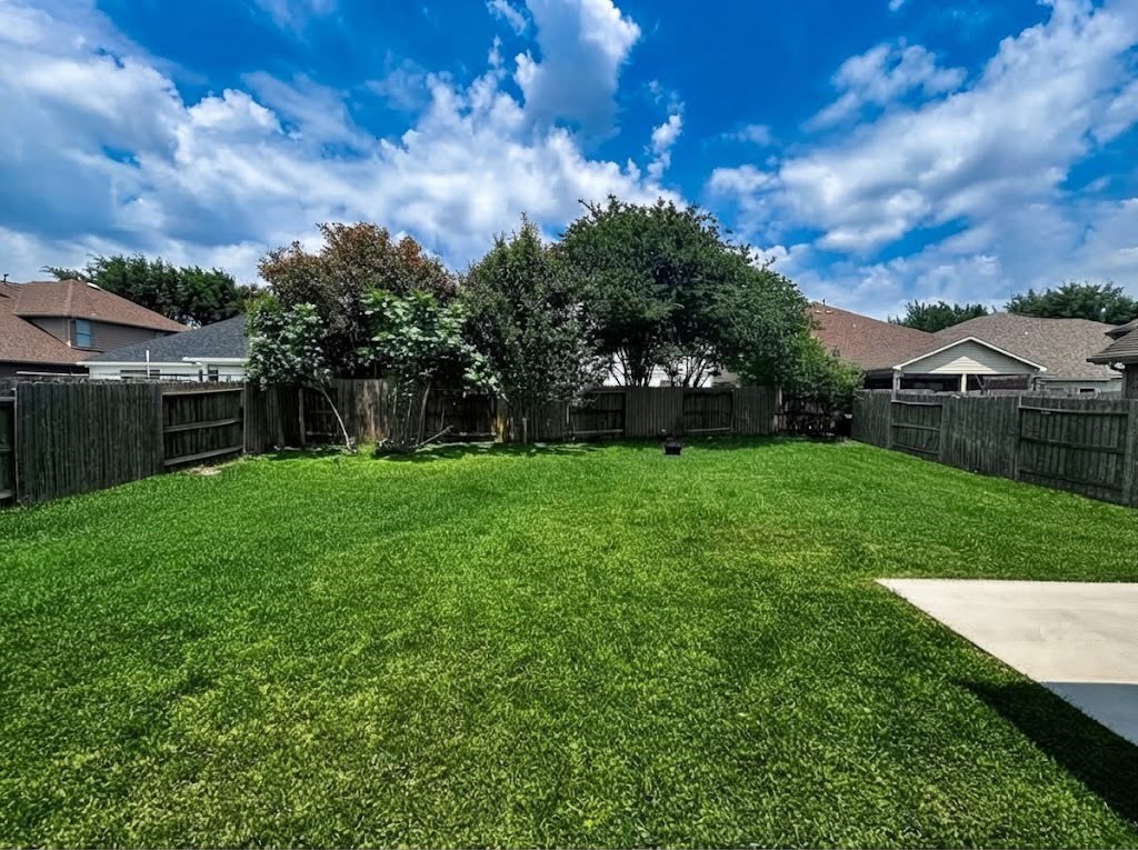 5527 Custard Apple Trail Property Photo 15