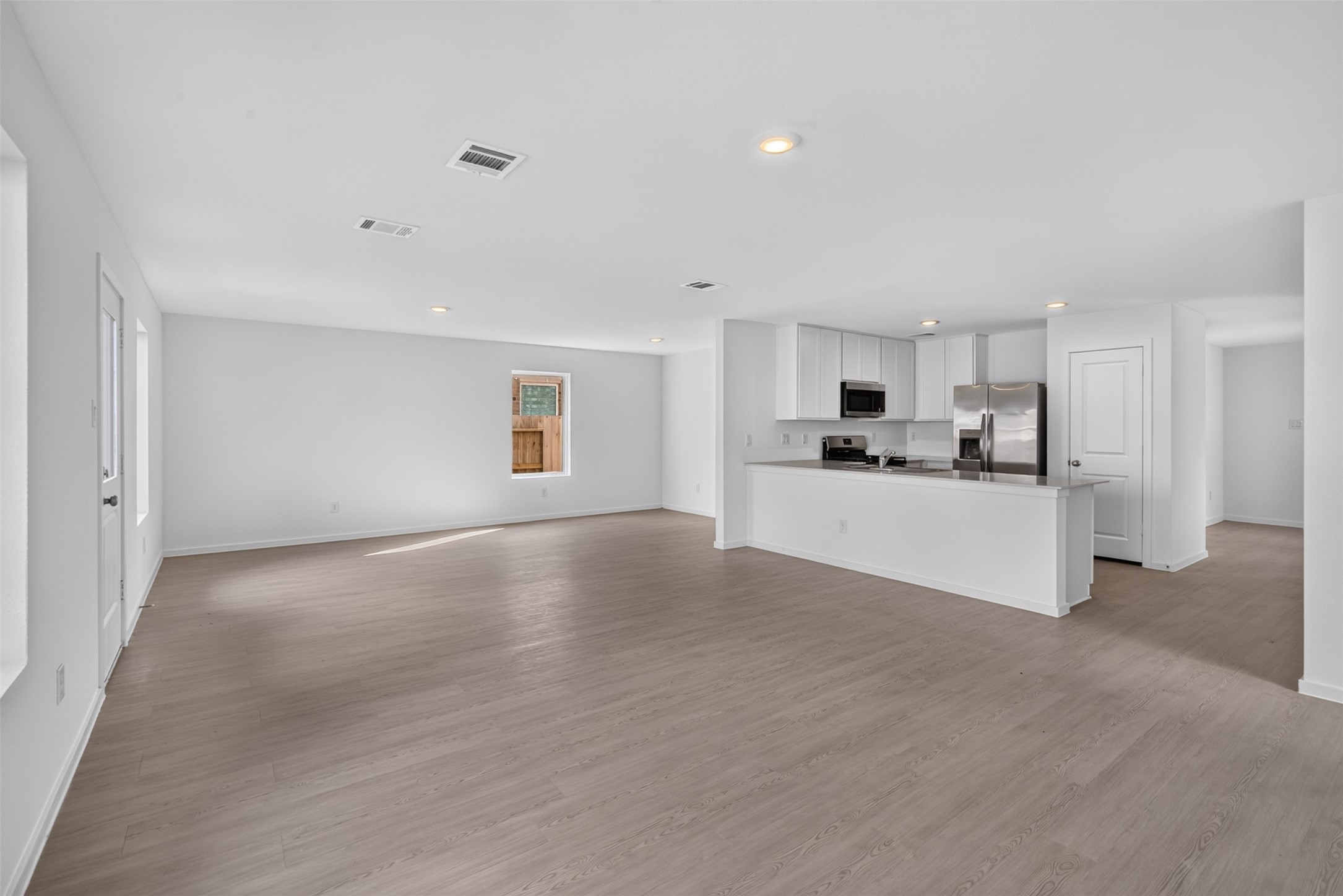 10406 Rocky Trail Property Photo 12