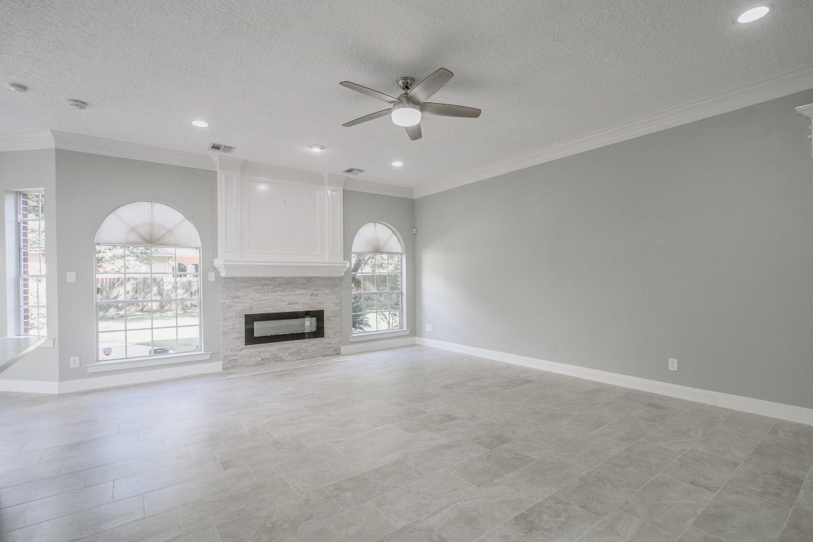 6302 Laver Love Drive Property Photo 13
