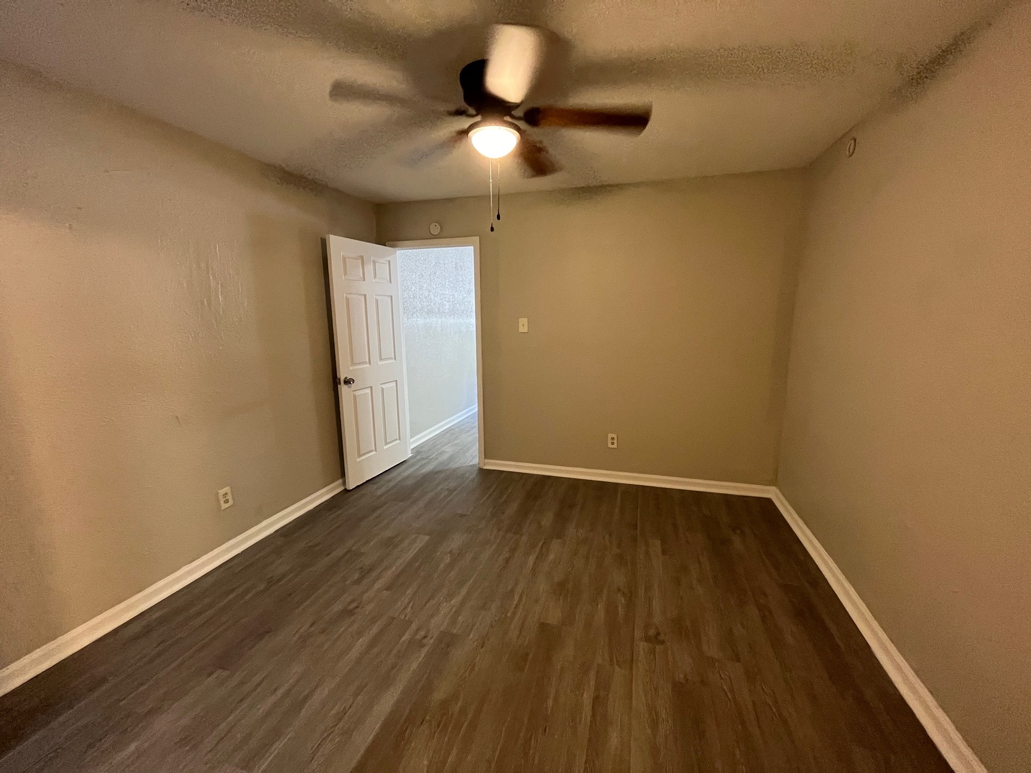 4831 Sycamore Avenue 16 Property Photo 9