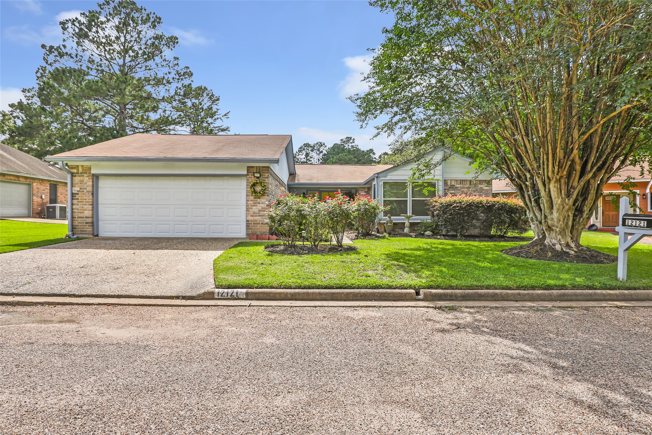 12121 Maverick Drive Property Photo 1