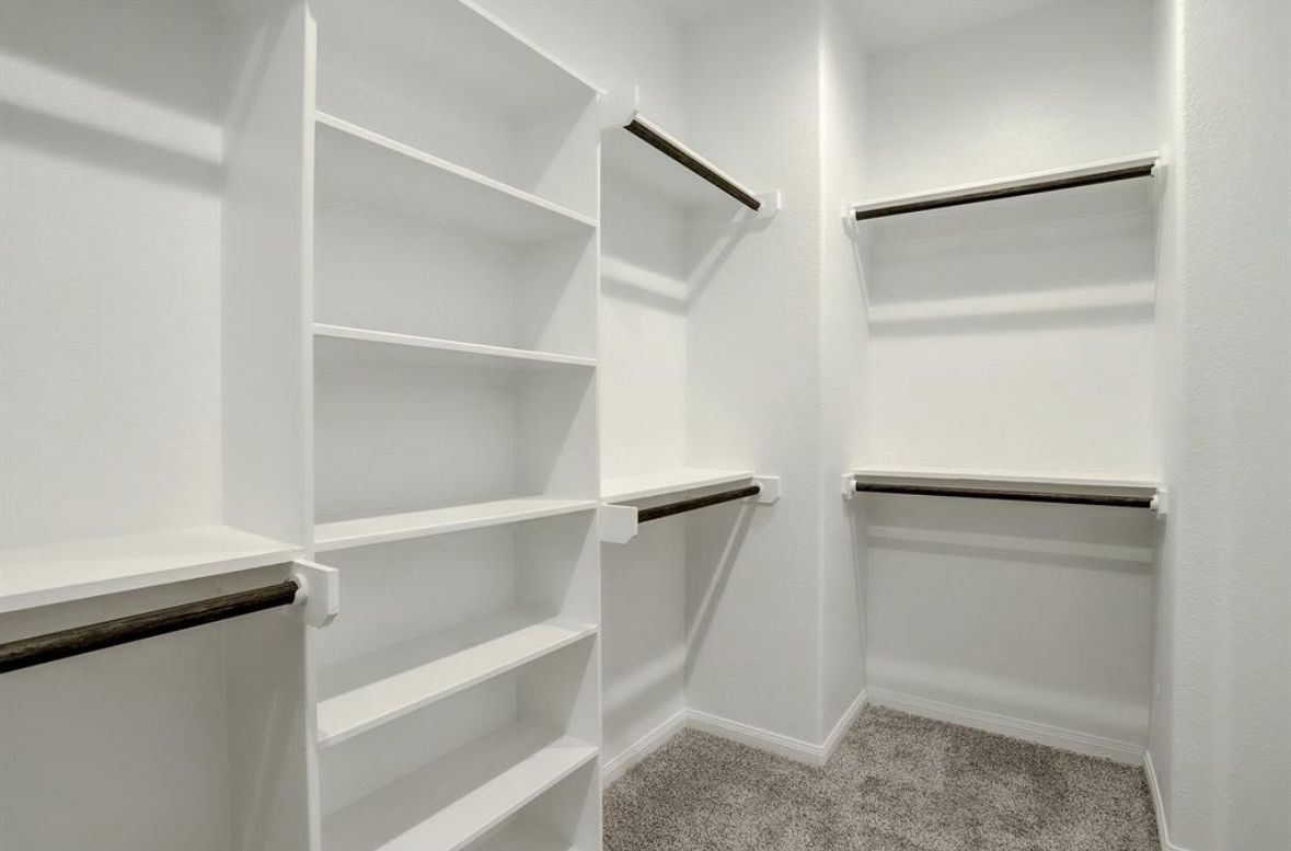 9826 Magnolia Village Lane Property Photo 10
