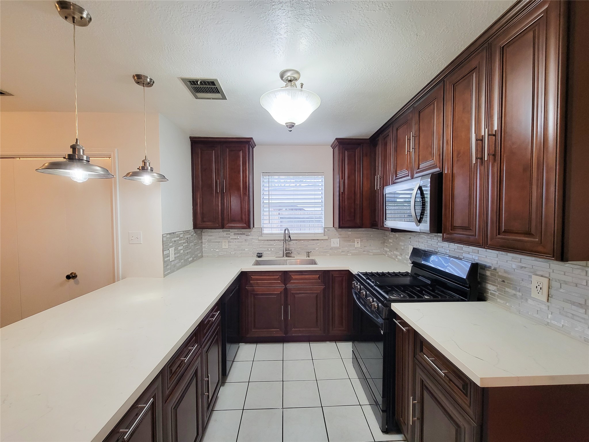 8747 Fondren Village Property Photo 13