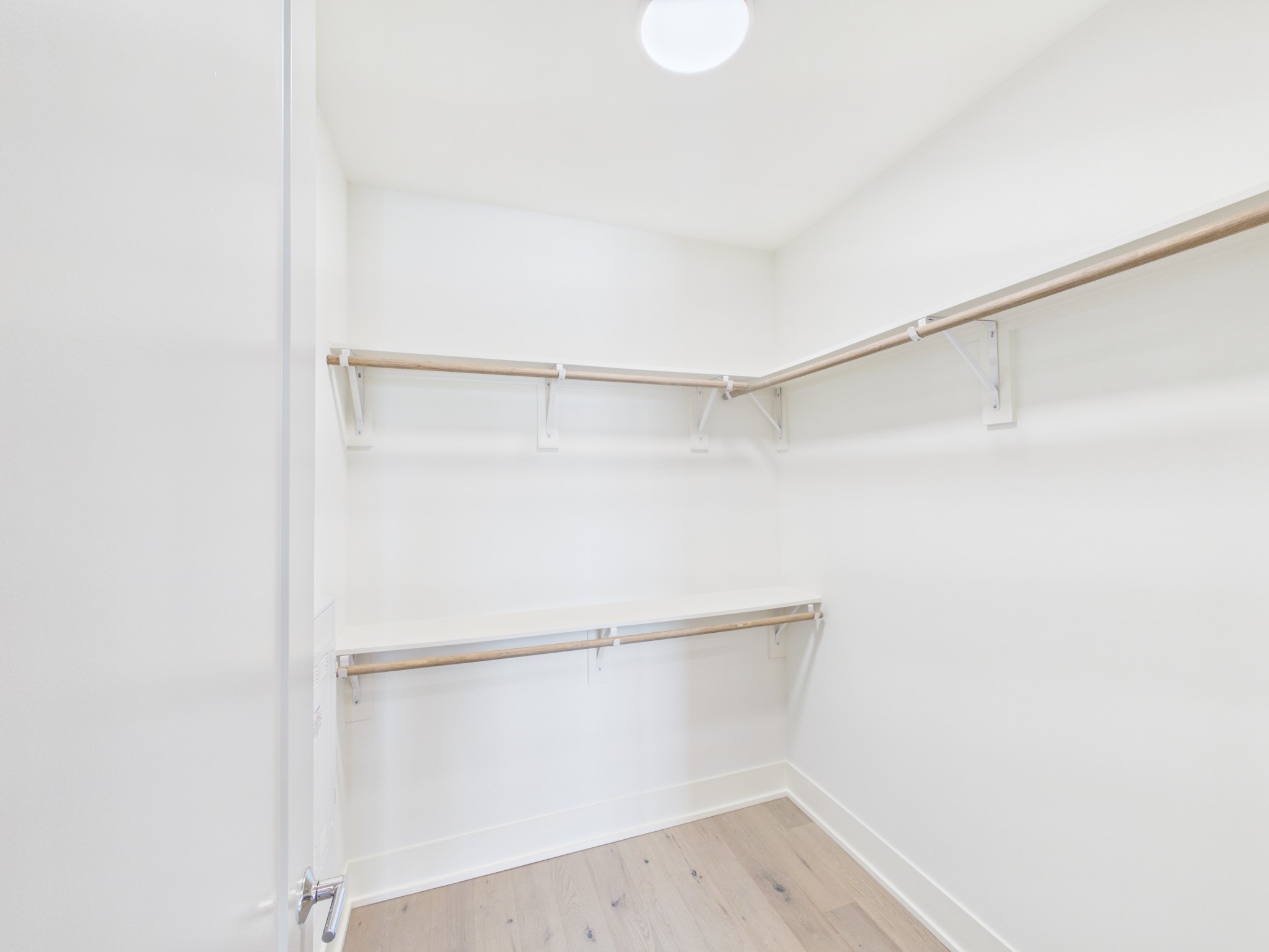 929 Westcott 604 Property Photo 11