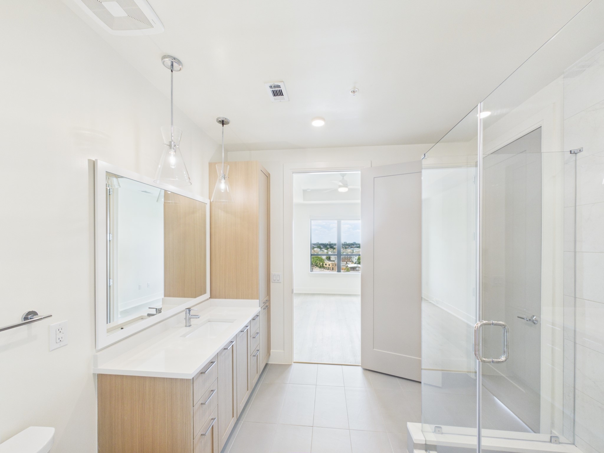 929 Westcott 604 Property Photo 12