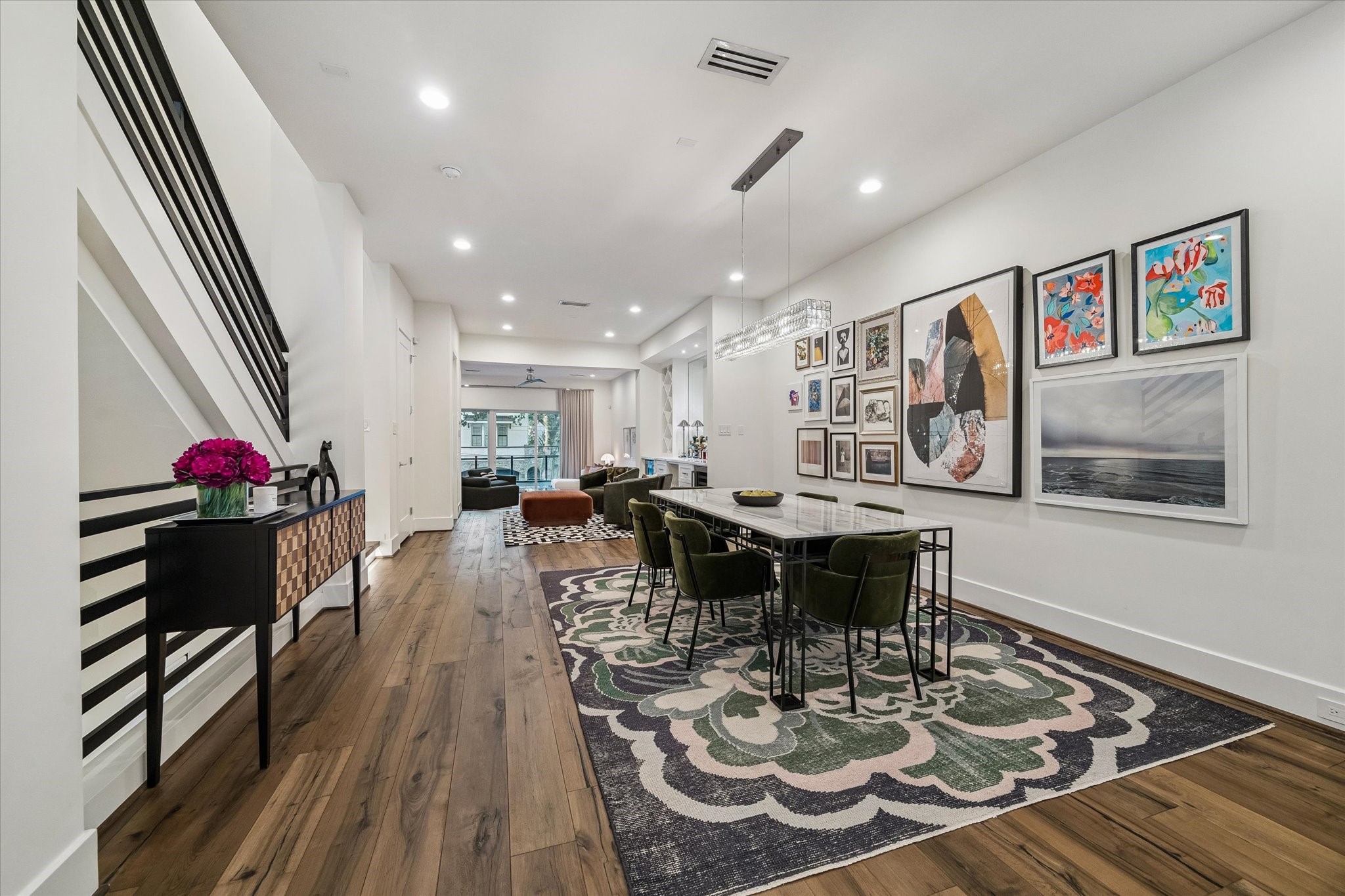 207 Birdsall Street Property Photo 3