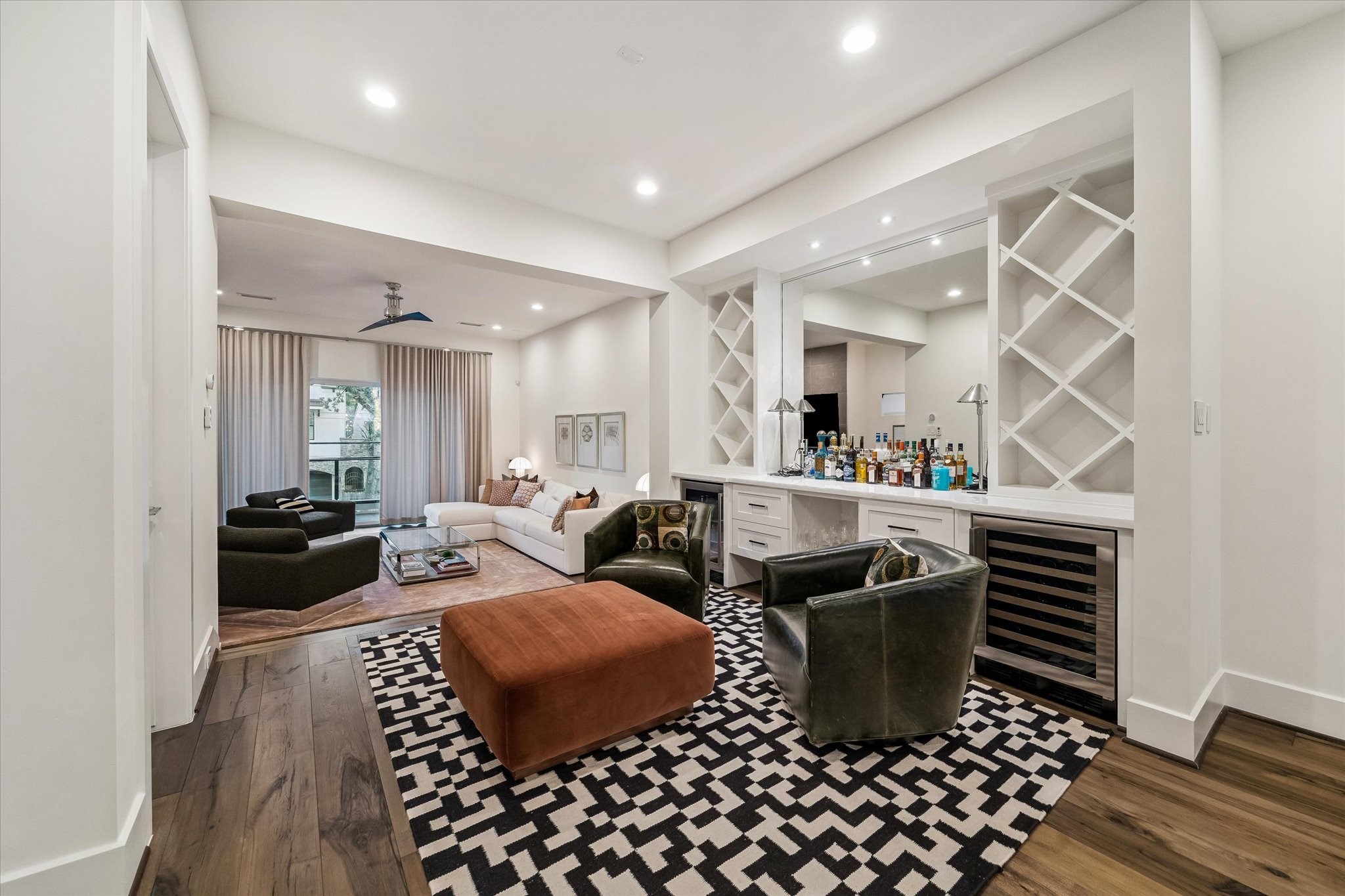 207 Birdsall Street Property Photo 10
