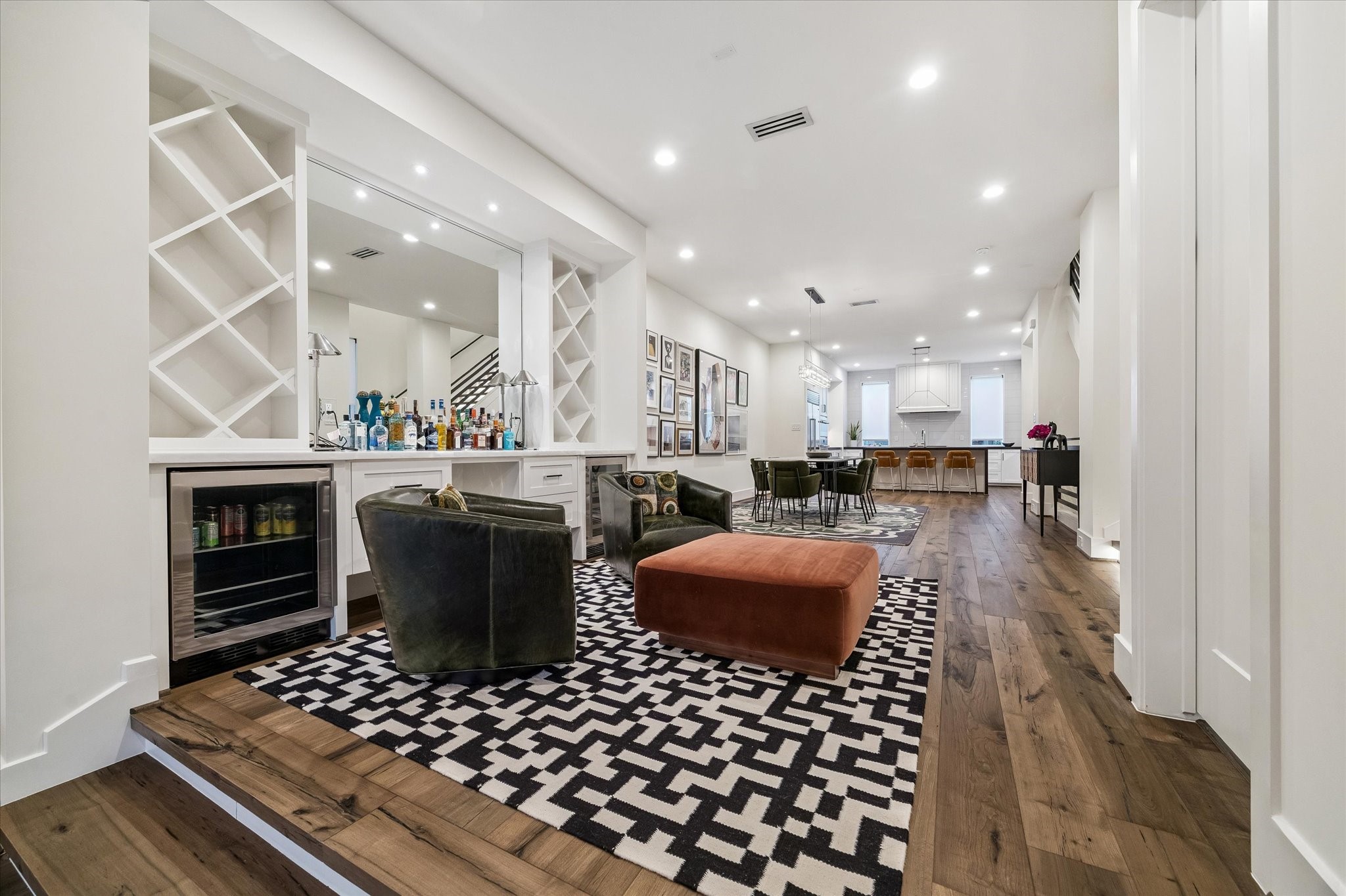 207 Birdsall Street Property Photo 12