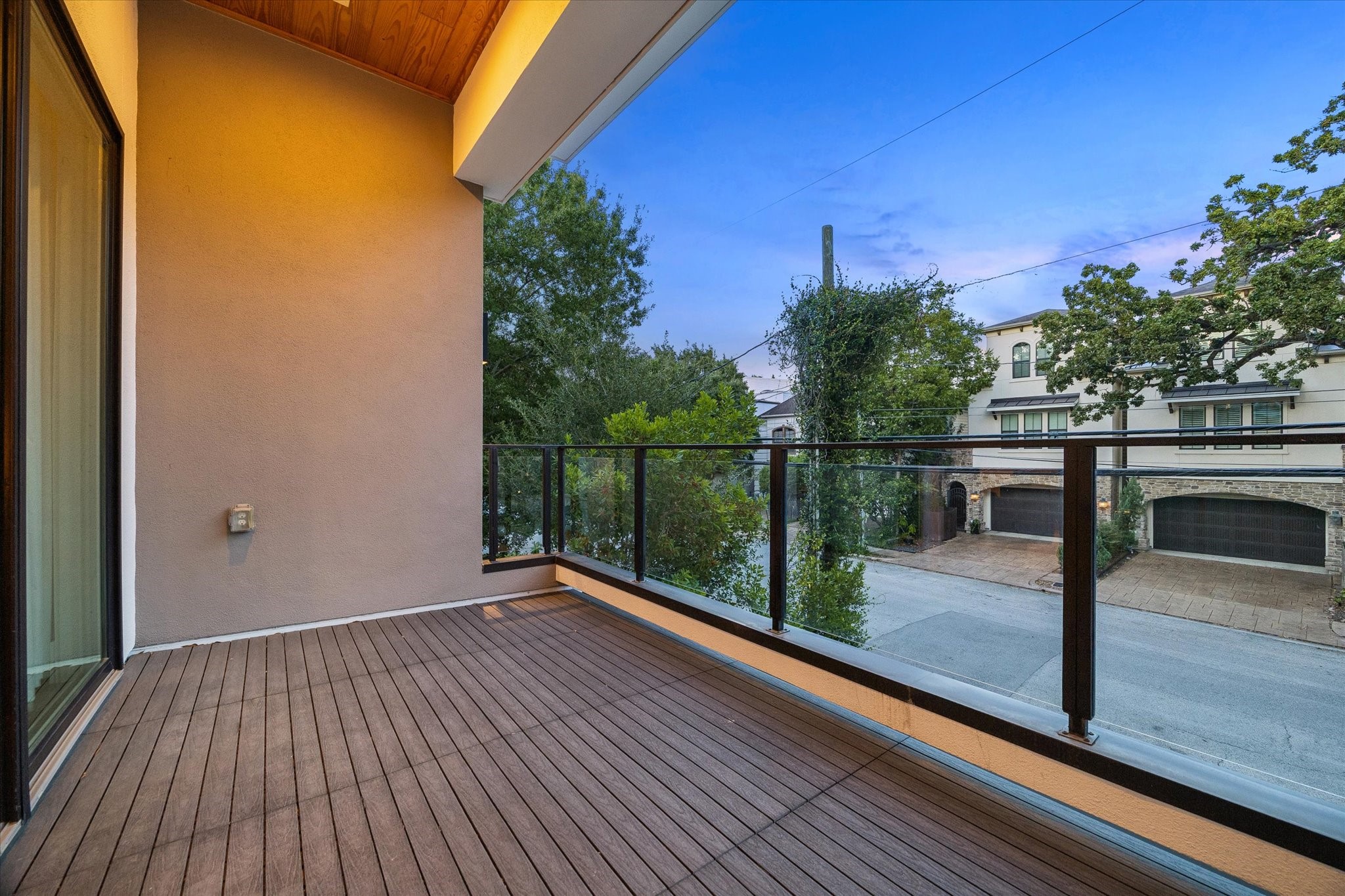 207 Birdsall Street Property Photo 19