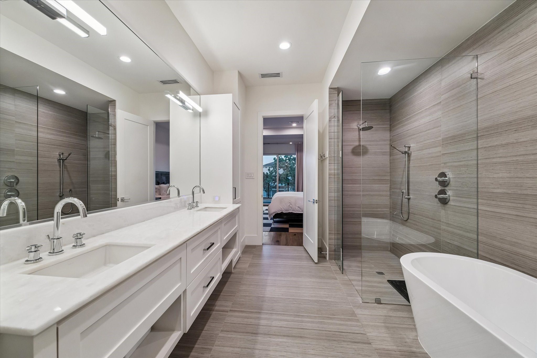 207 Birdsall Street Property Photo 20