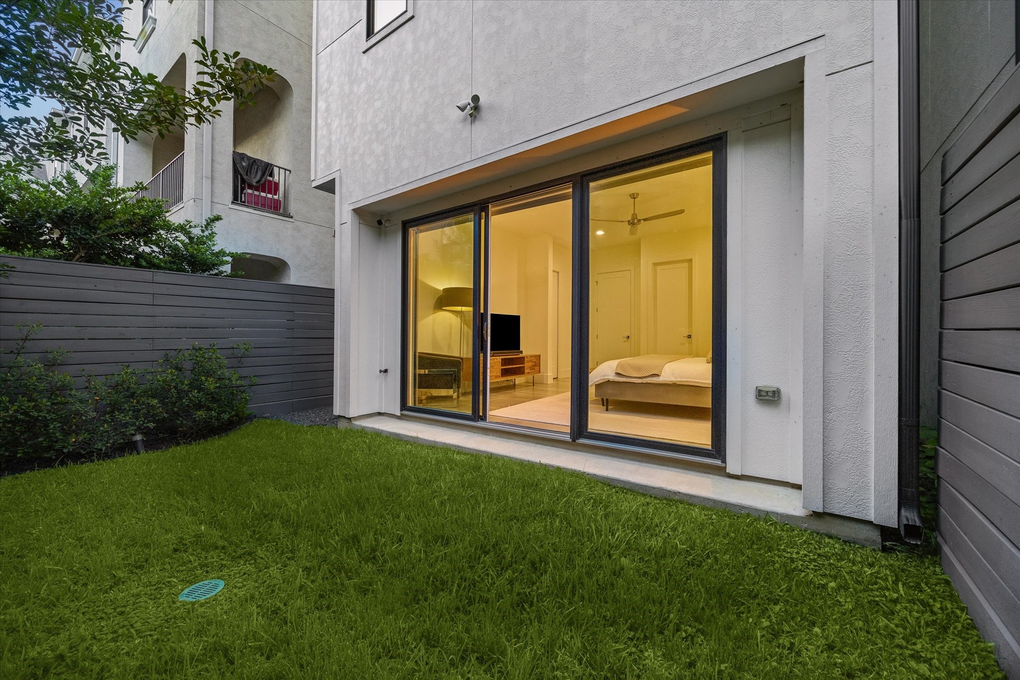 207 Birdsall Street Property Photo 31
