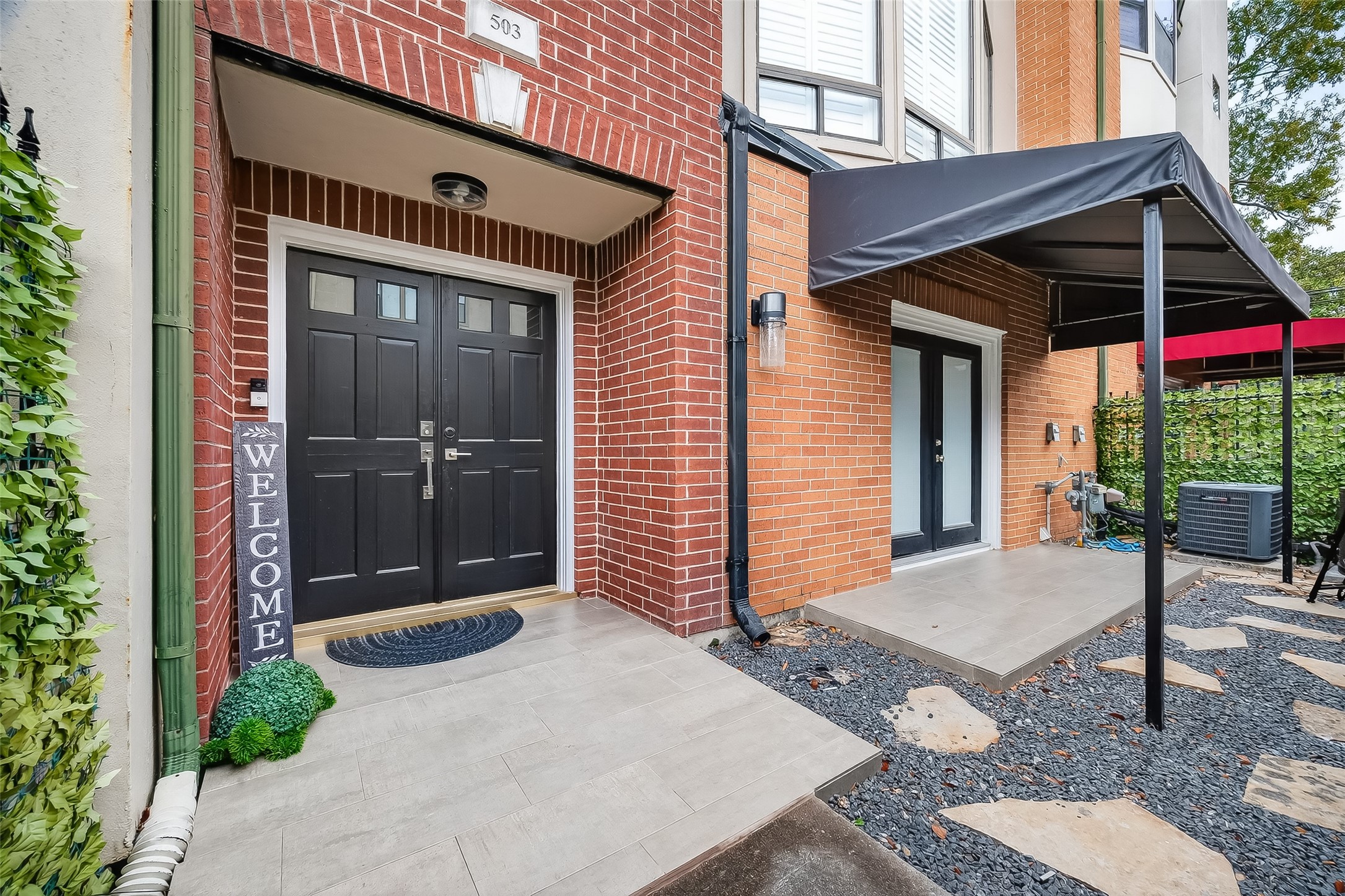 503 Detering Street Property Photo 1