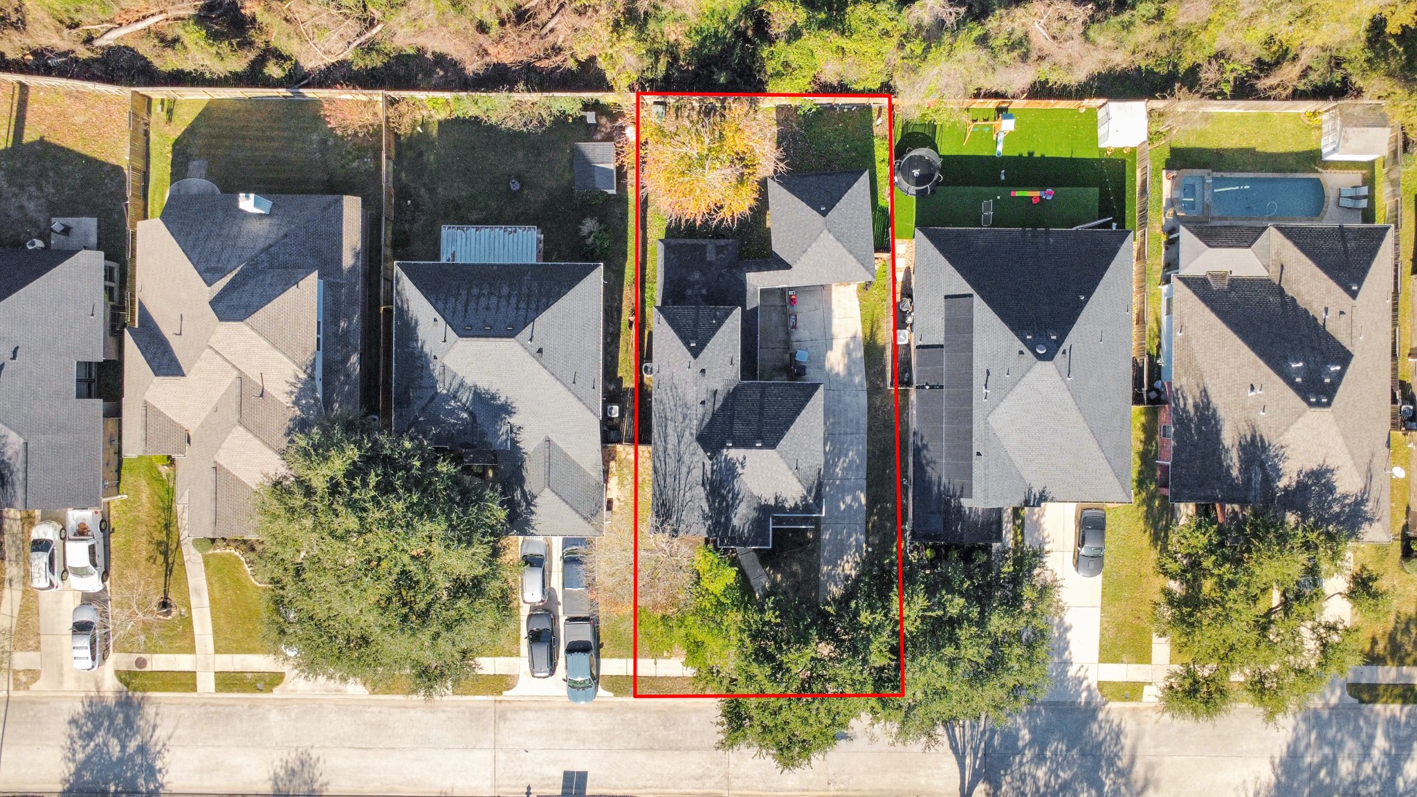 1903 Ryansbrook Lane Property Photo 2