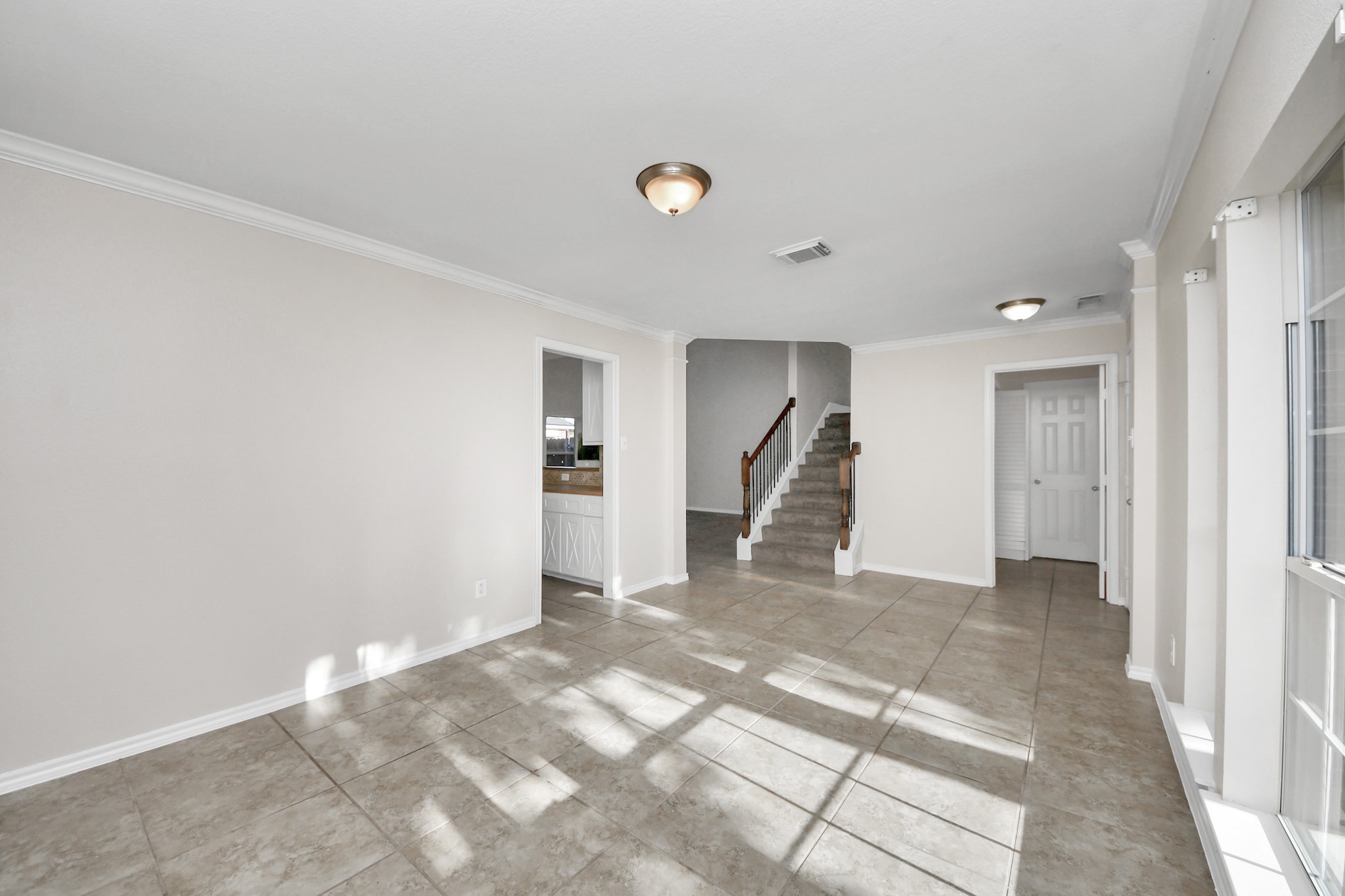 1903 Ryansbrook Lane Property Photo 4