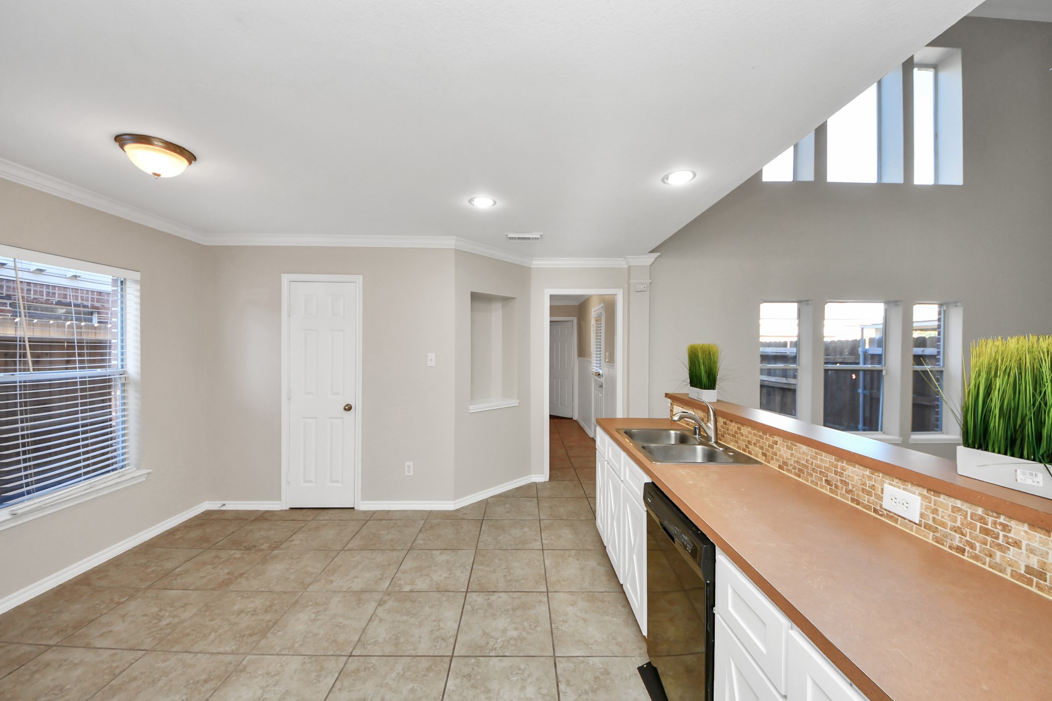 1903 Ryansbrook Lane Property Photo 16