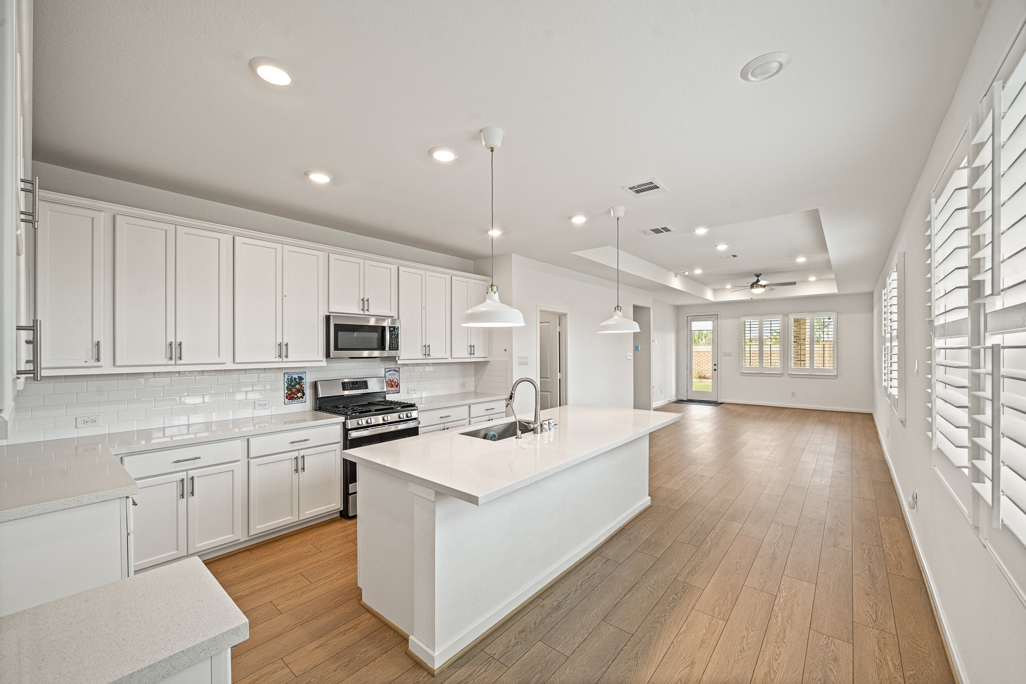 17602 Carnation Glen Drive Property Photo 13