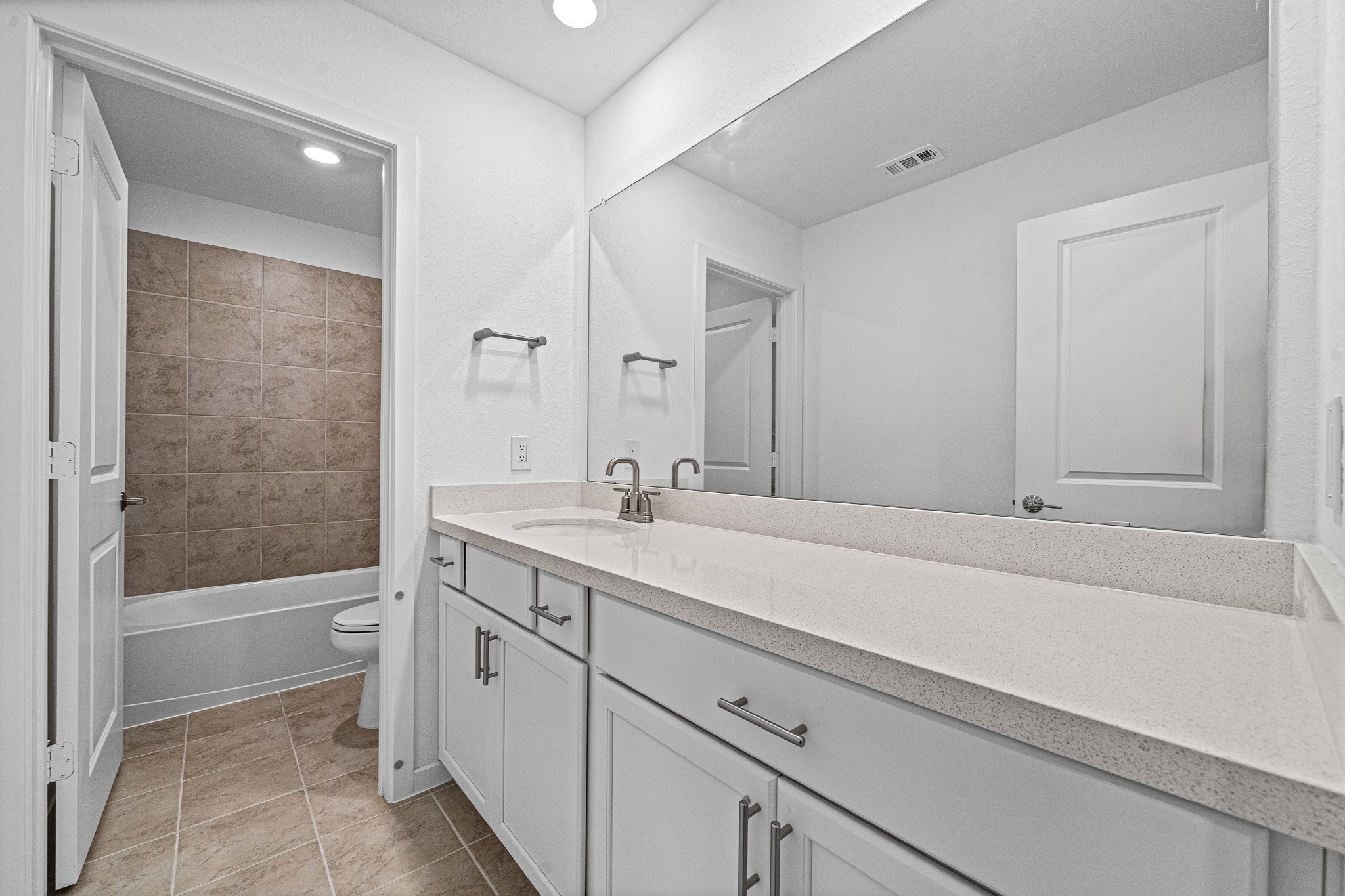 17602 Carnation Glen Drive Property Photo 38
