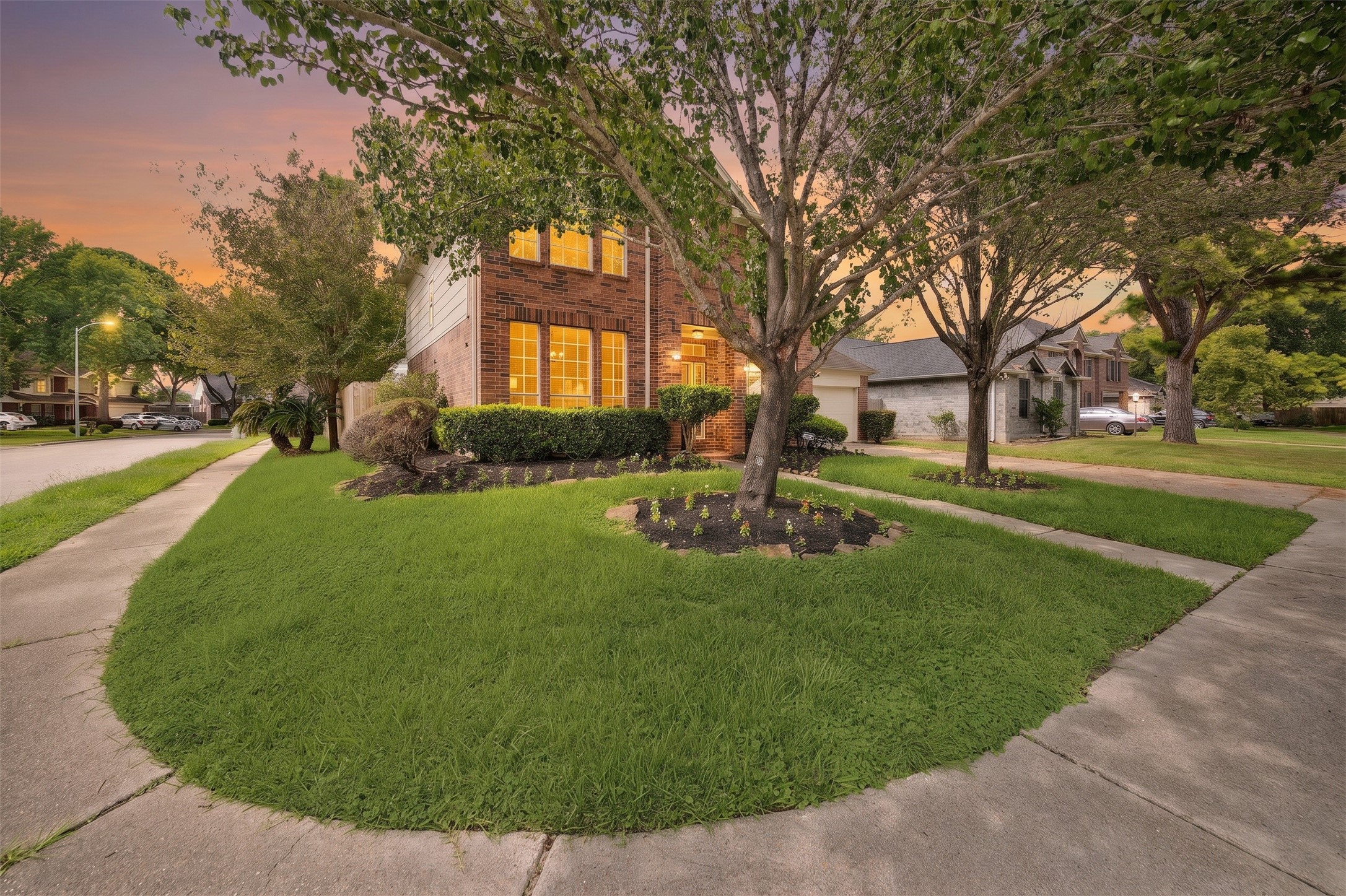 4103 Sablemist Court Property Photo 2