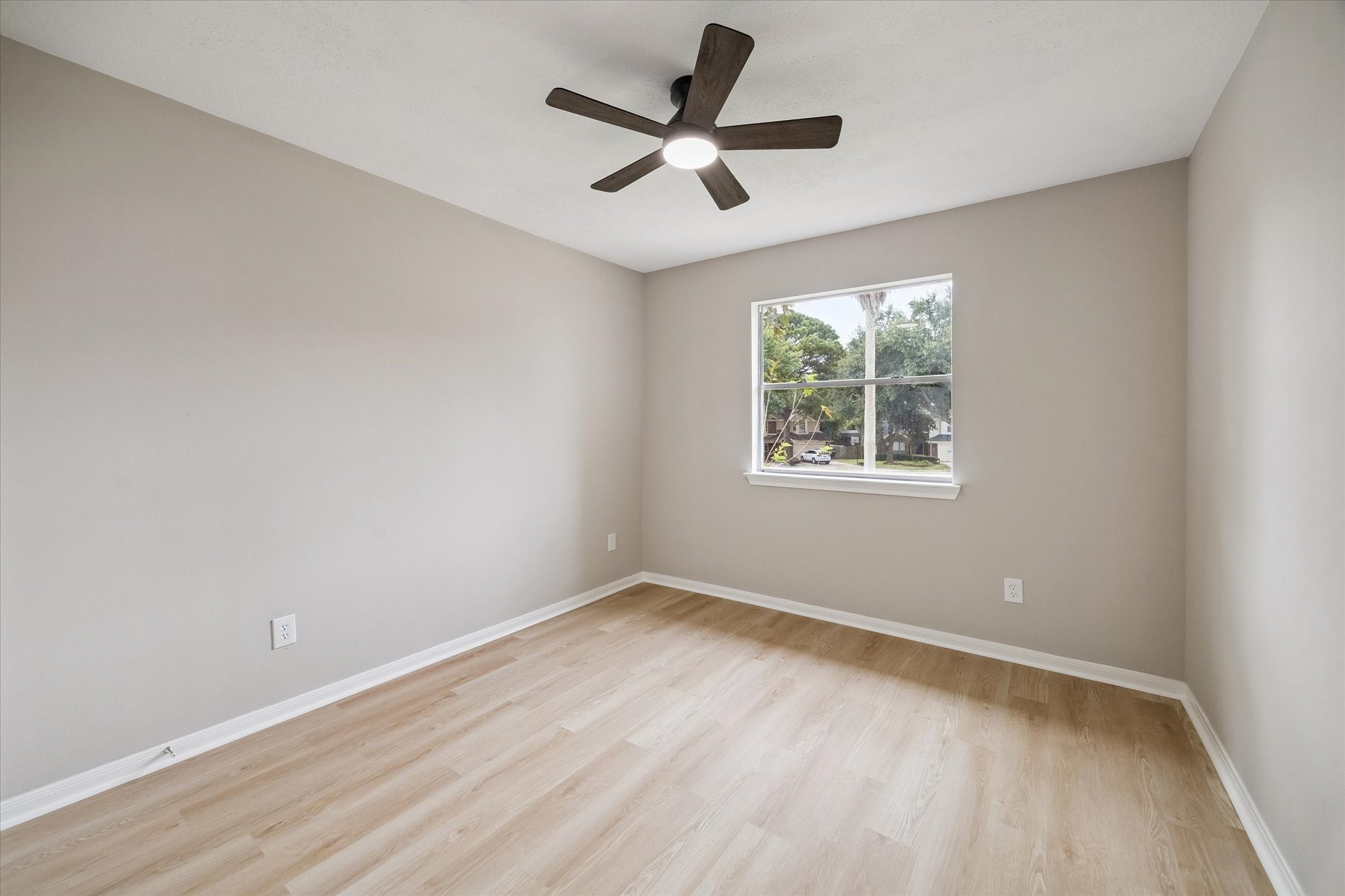 4103 Sablemist Court Property Photo 25