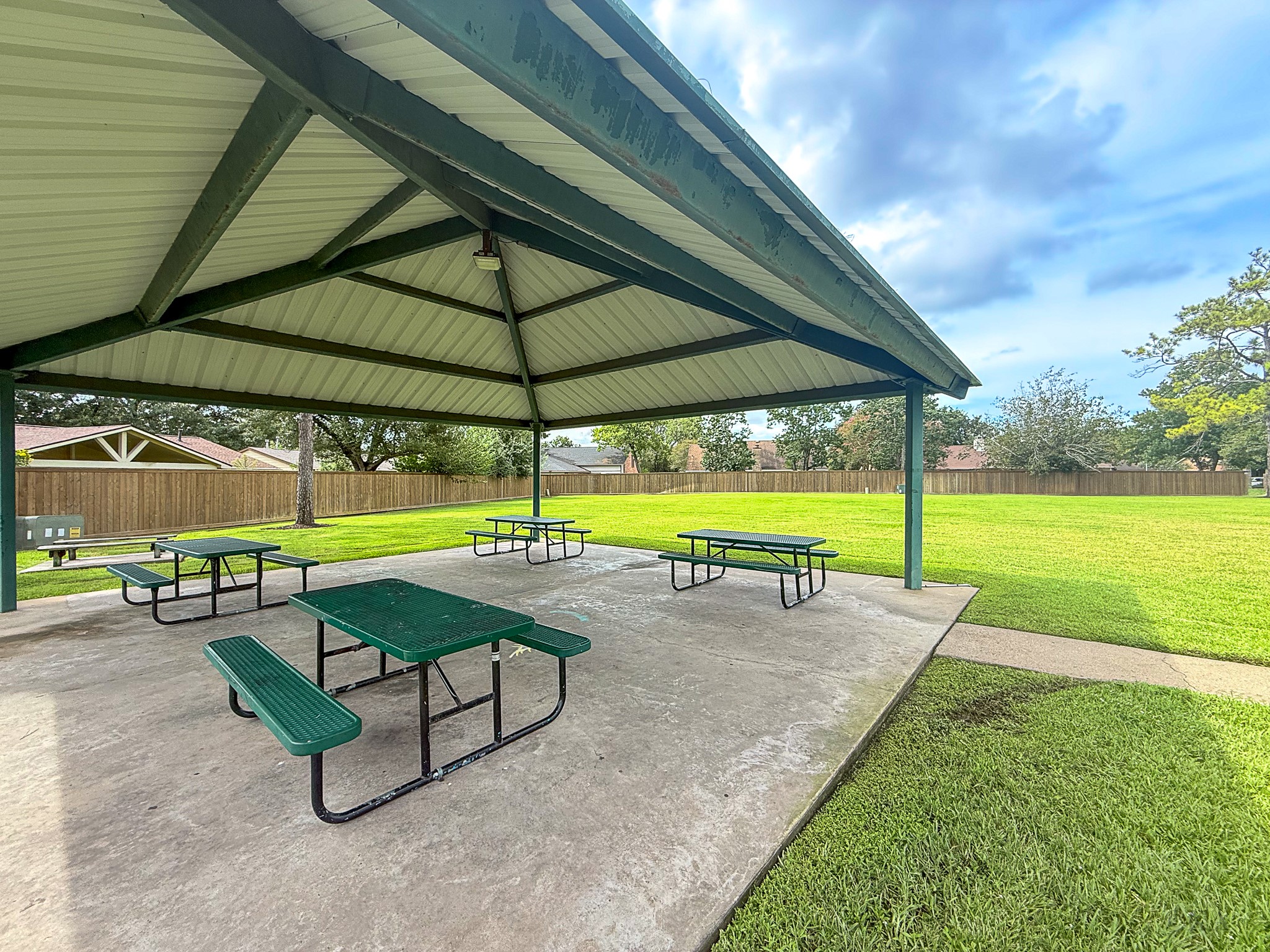 4103 Sablemist Court Property Photo 34