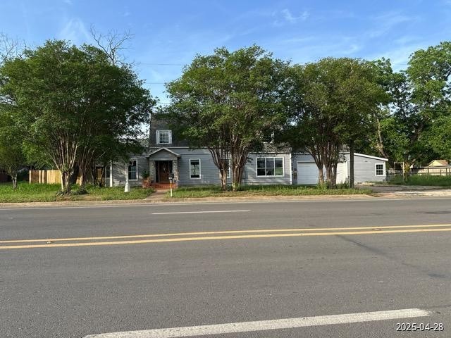 820 E Colorado Street