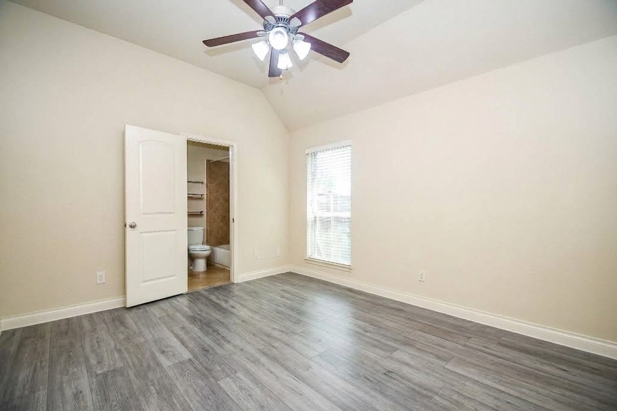 11119 Mellingshaw Lane Property Photo 33