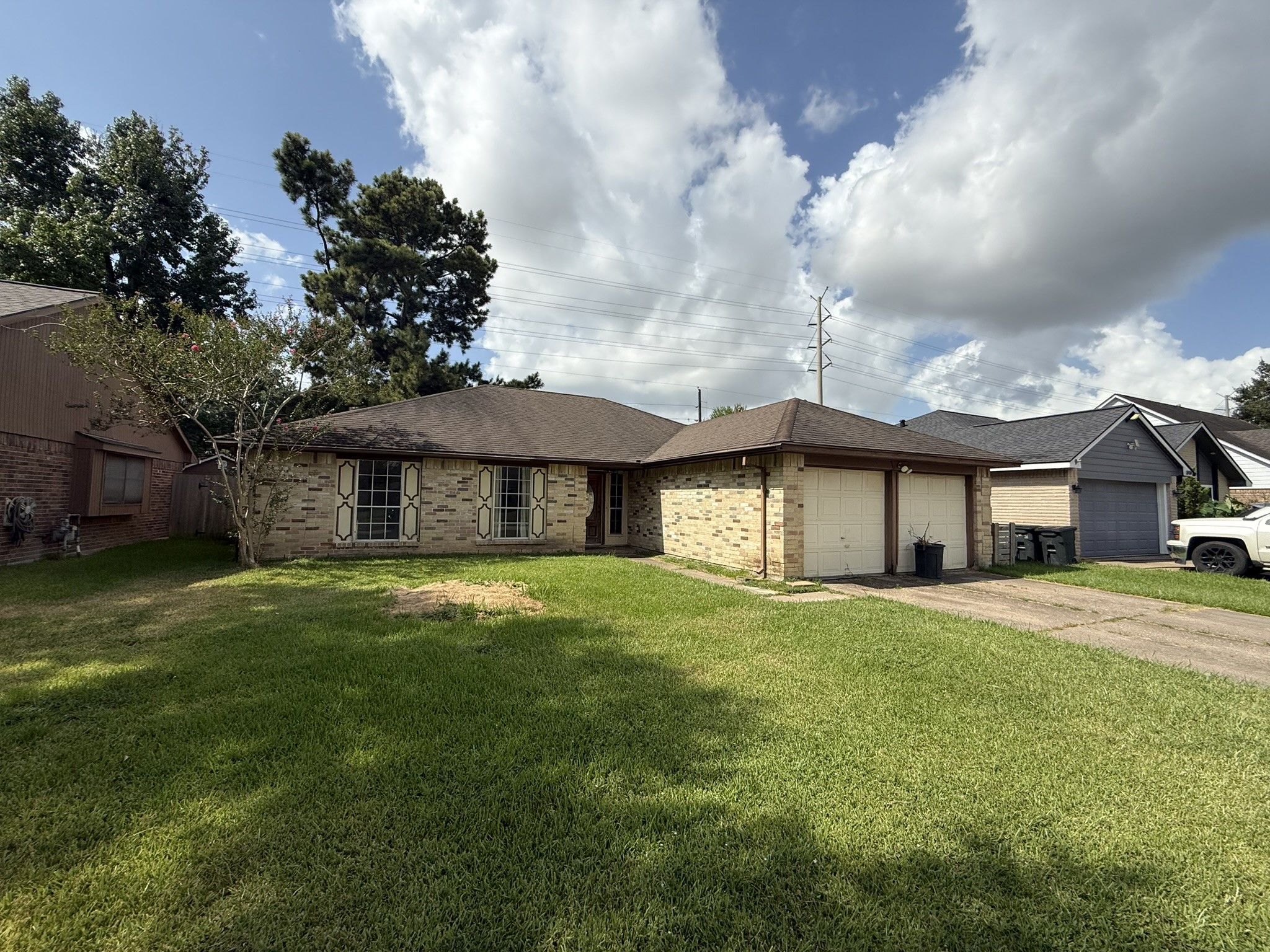 8418 Old Maple Lane Property Photo 4