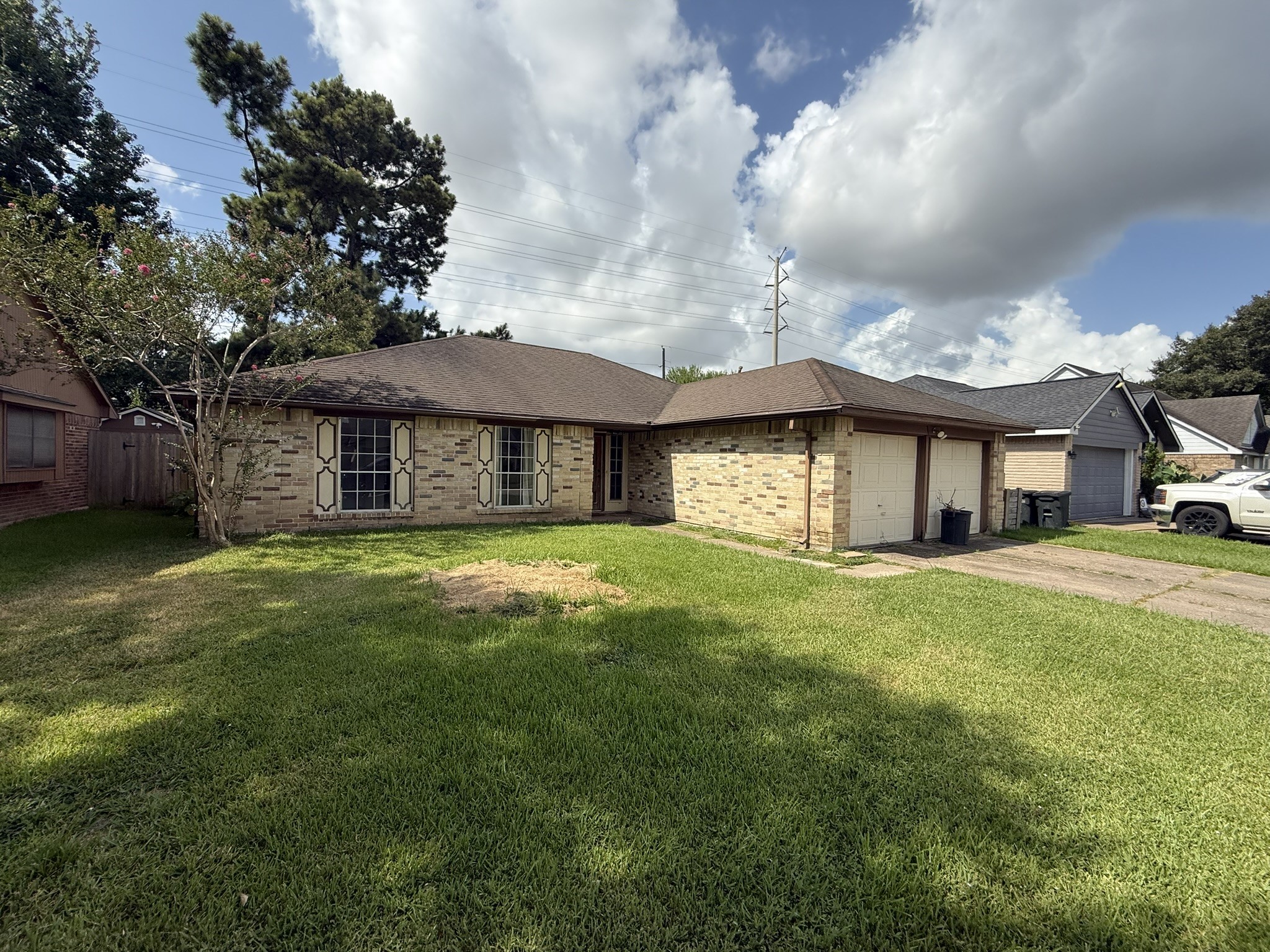 8418 Old Maple Lane Property Photo 5