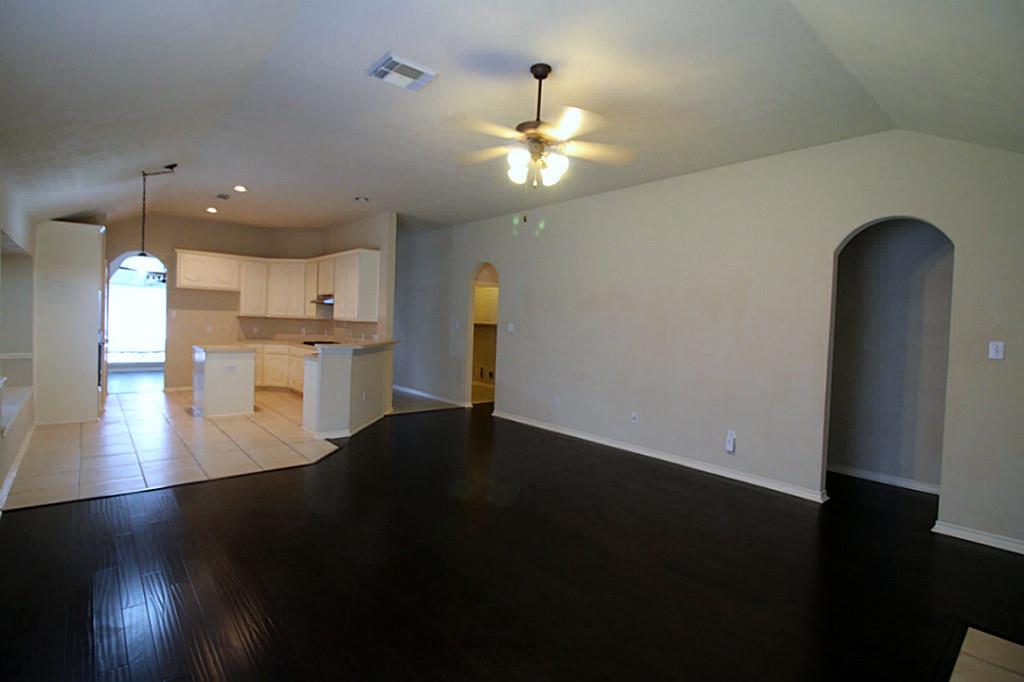 10011 Adobe Drive Property Photo 9