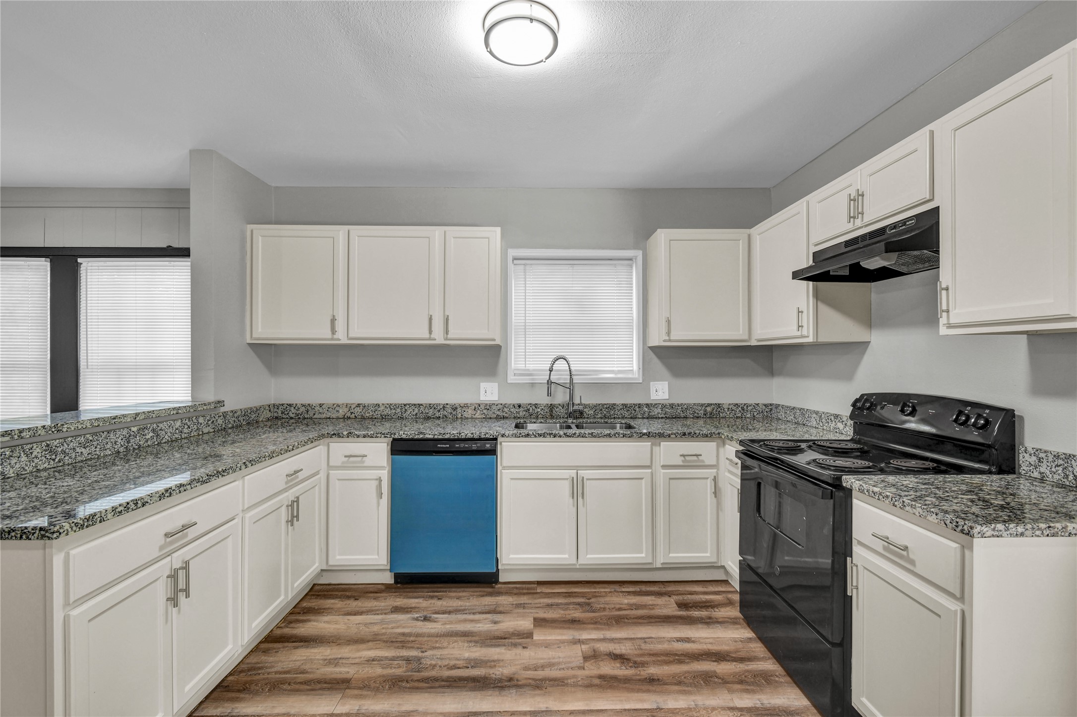 2642 Cedar Drive Property Photo 12