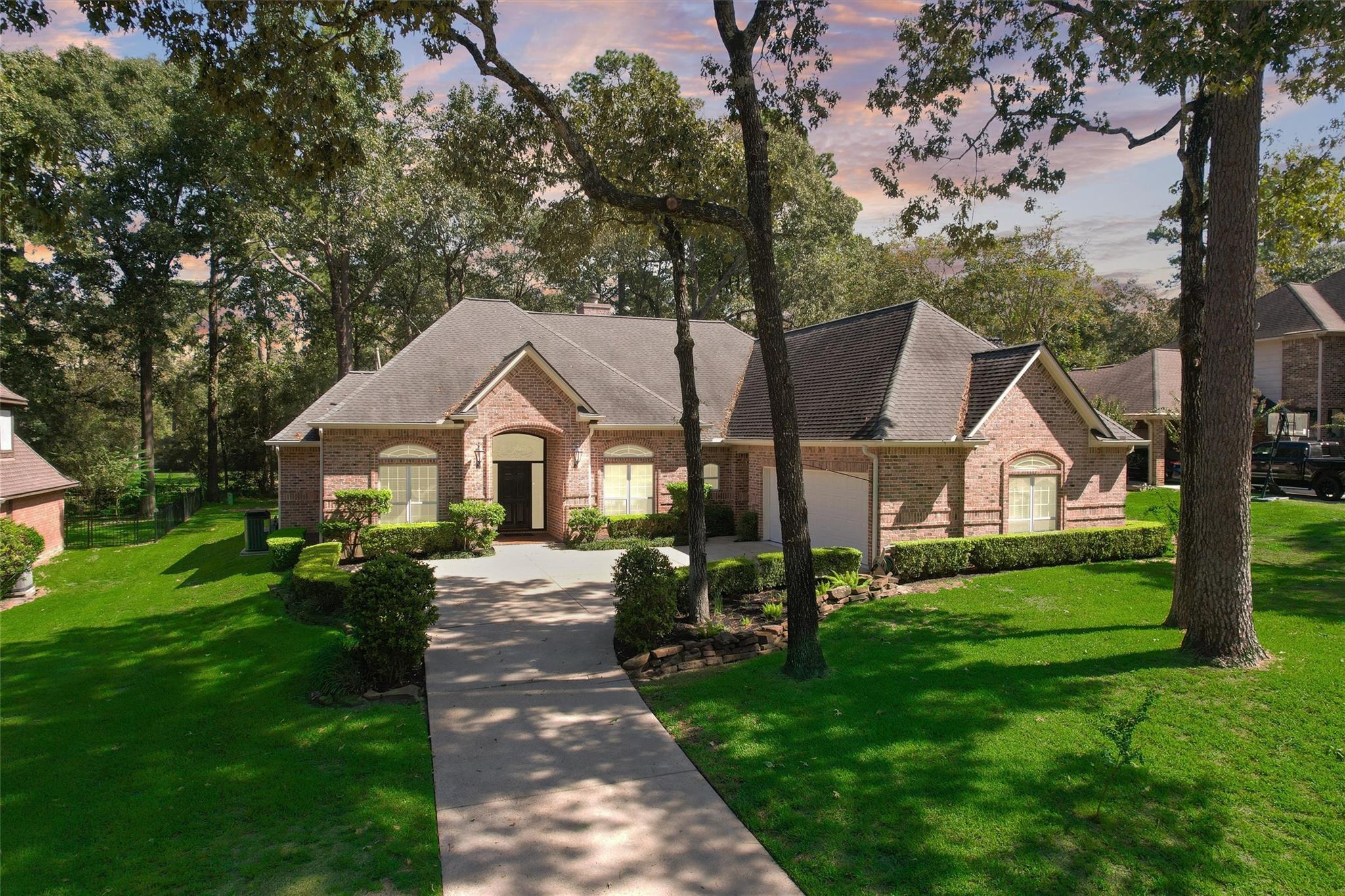 13 Royal Dalton Circle, Conroe Tx 77304 Property Photo 1