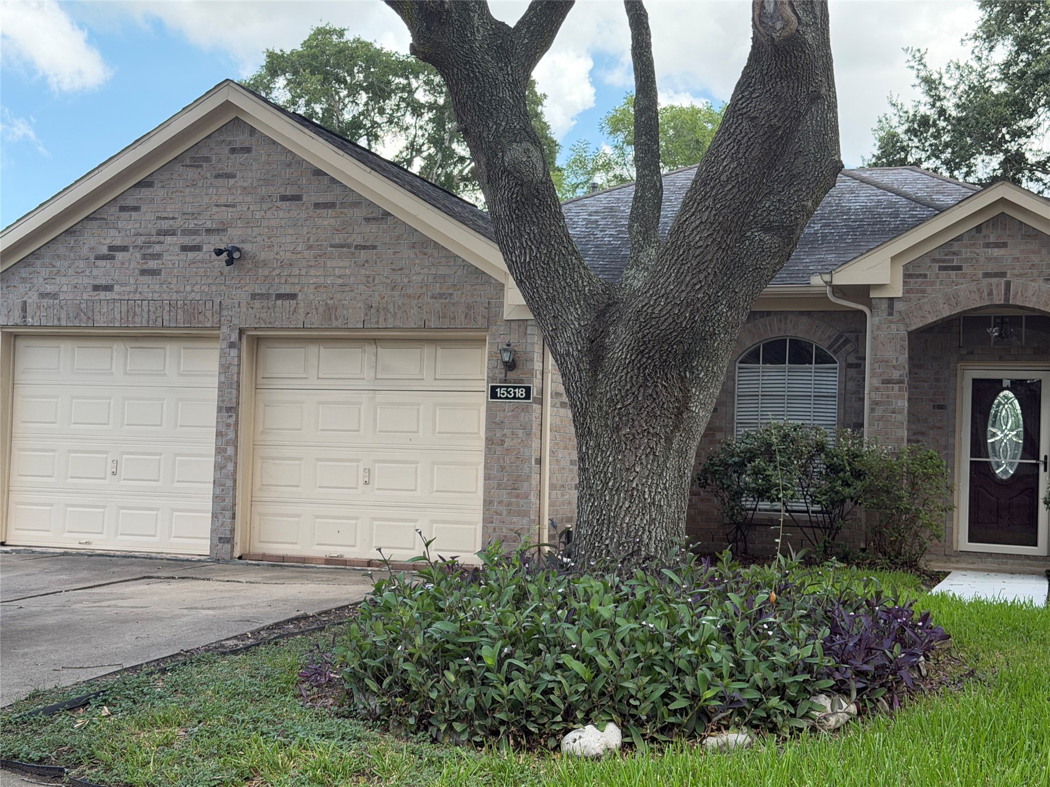 15318 Inks Lake Drive Property Photo 20