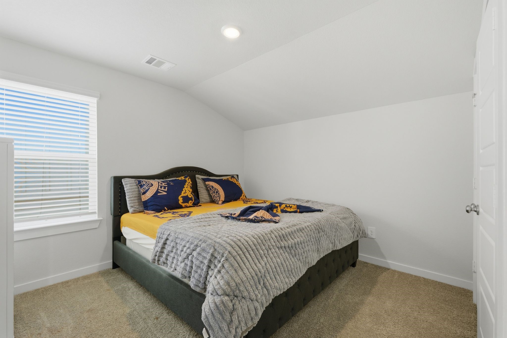 1734 Cayden Oak Lane Property Photo 18