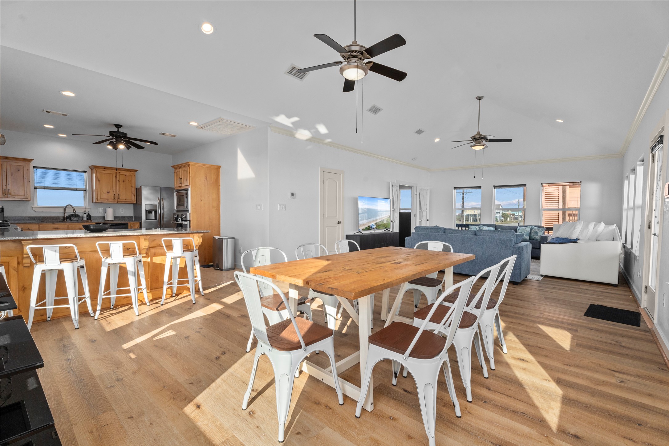 2416 Highway 87 Property Photo 14
