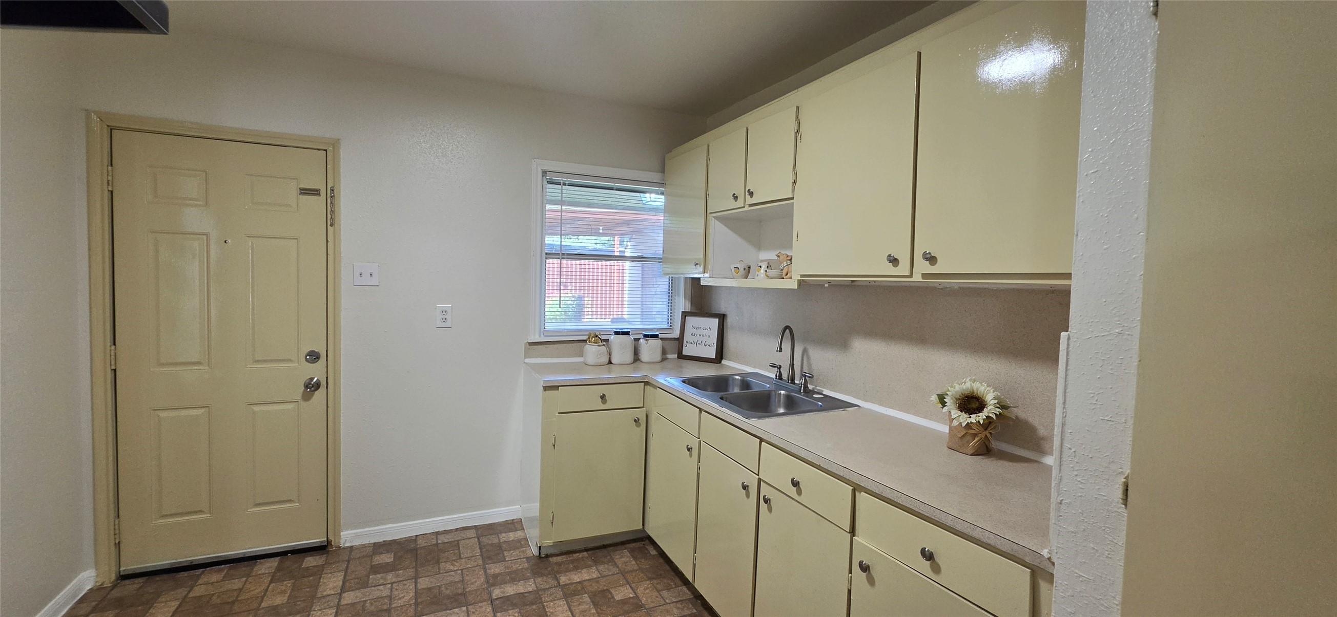 2110 5th Street Property Photo 13