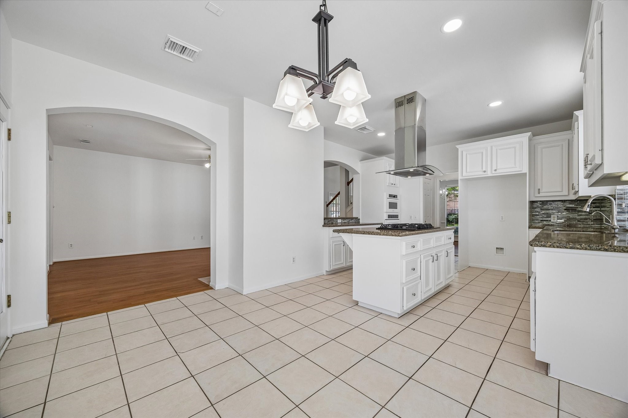 1207 Ellcreek Court Property Photo 7