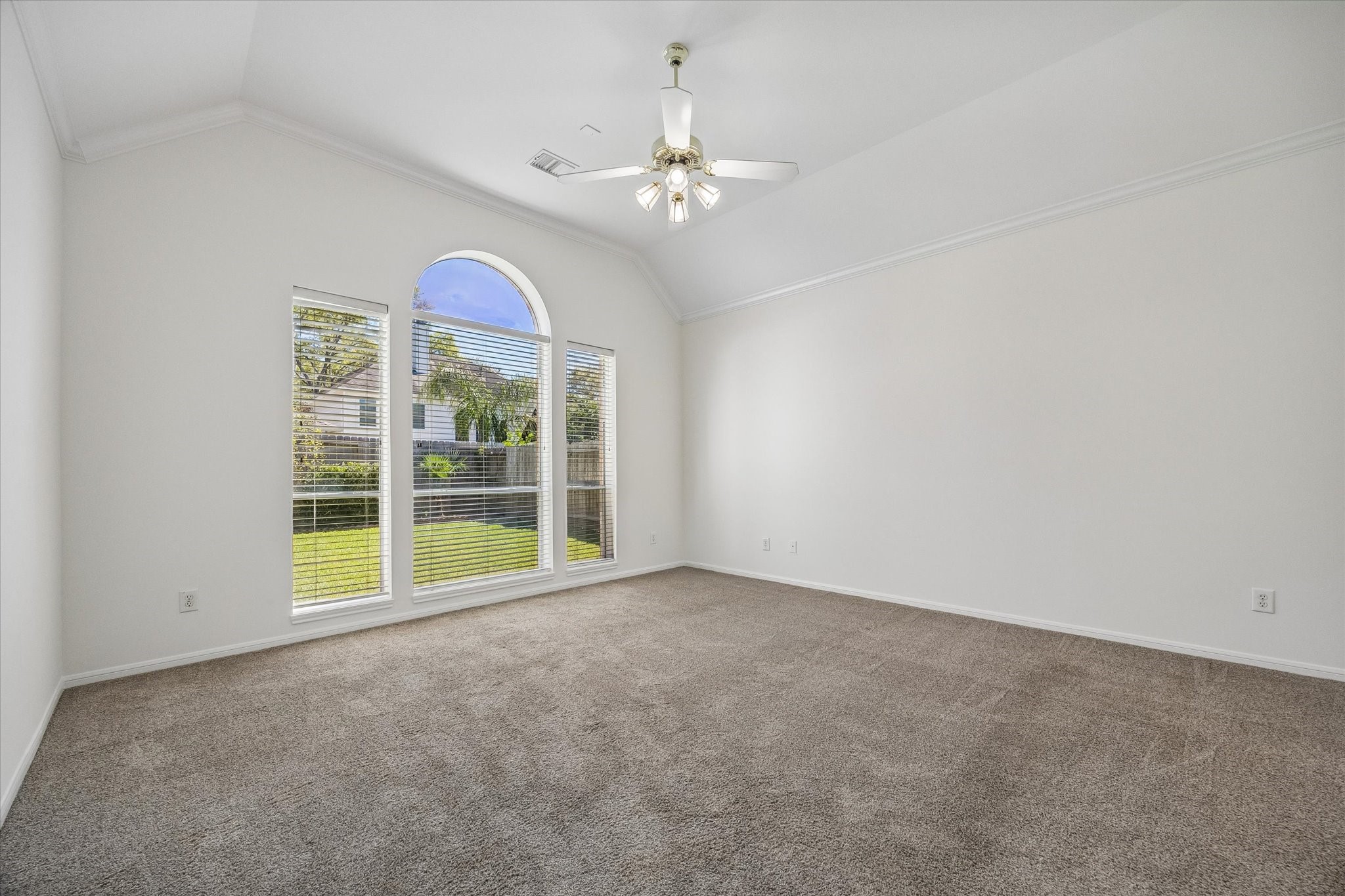 1207 Ellcreek Court Property Photo 13