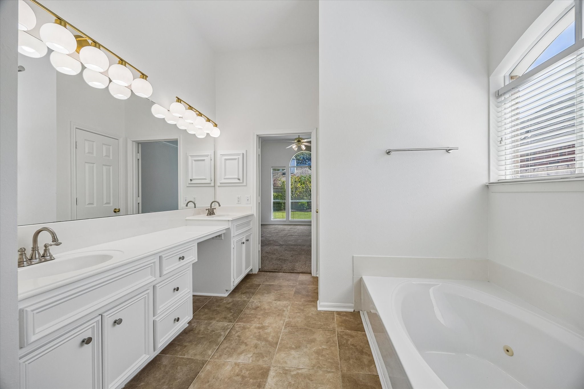 1207 Ellcreek Court Property Photo 16